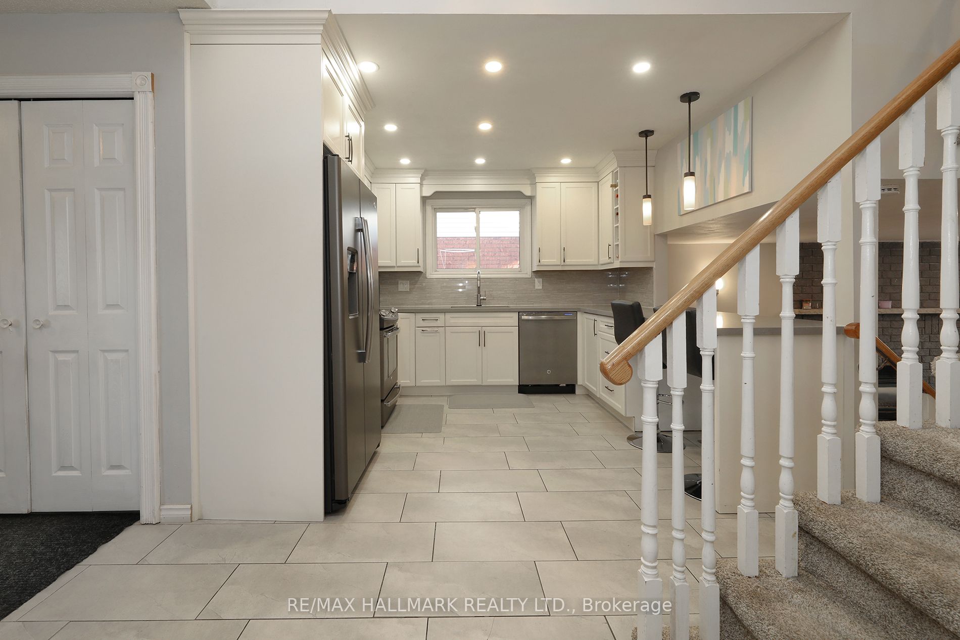 944 William Booth Crescent