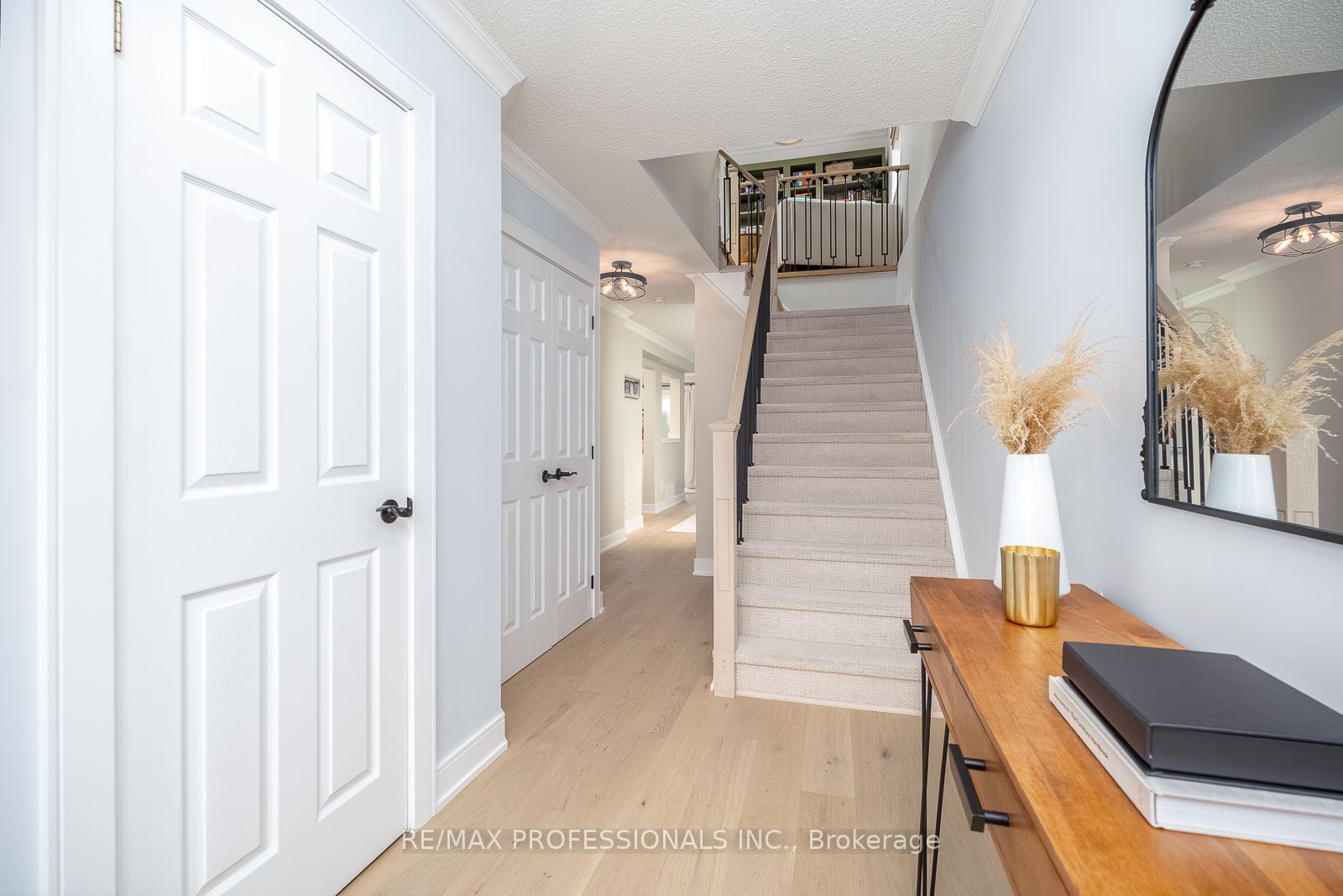 1745 Creek Way 14