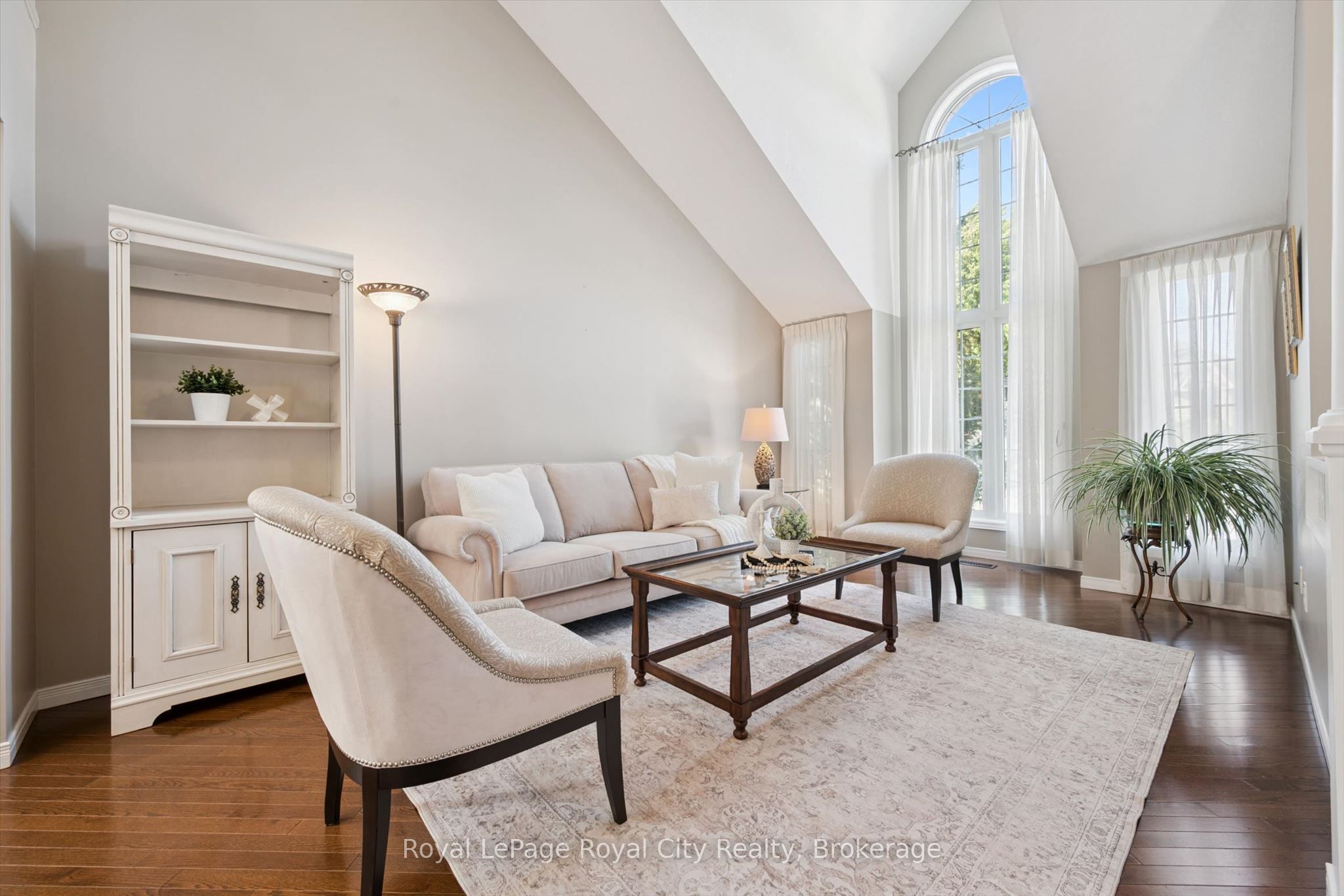 32 Pine Ridge Drive