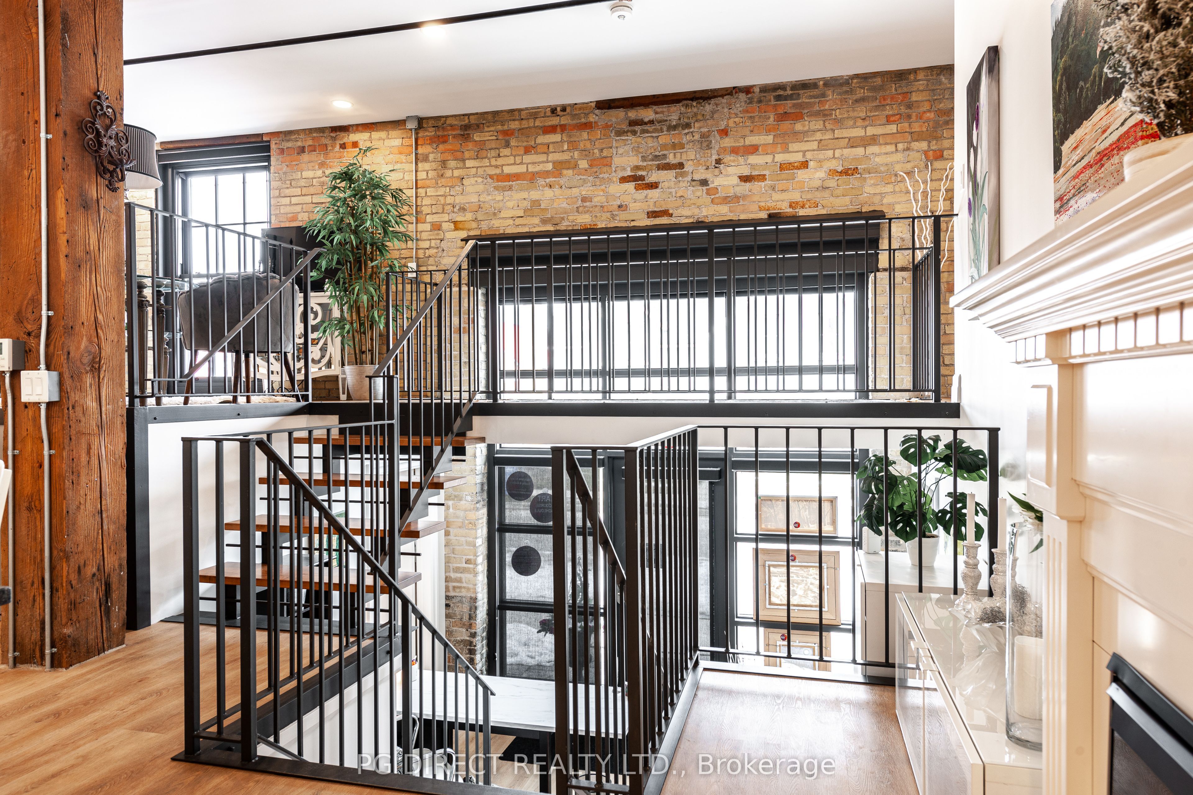 245 Downie Street 107