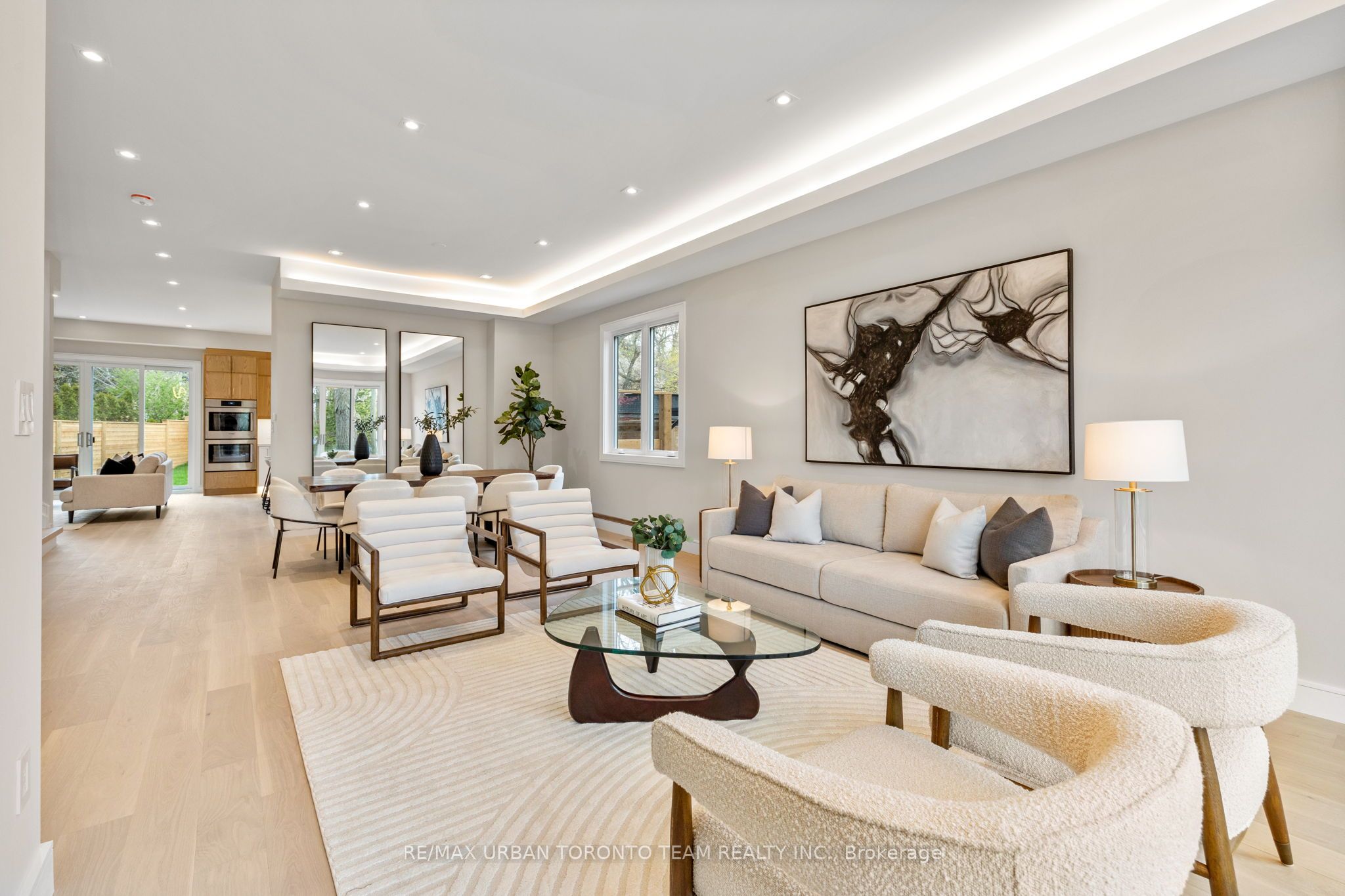 4 Drake Crescent