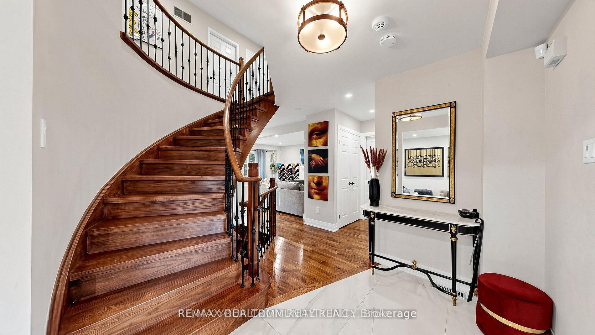 48 Beatty Crescent