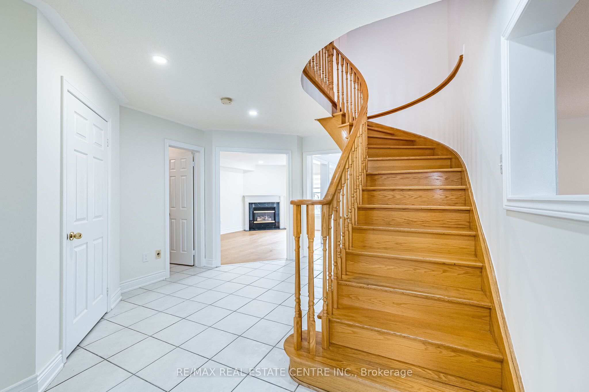 3469 Old Orchard Park Drive