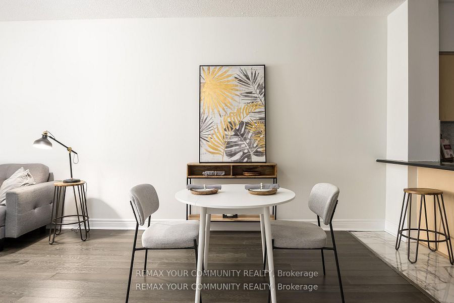 48 Suncrest Boulevard 111