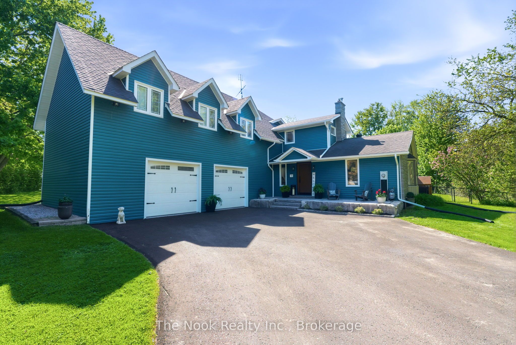 15 Hillside Drive