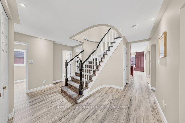 1003 Maury Crescent