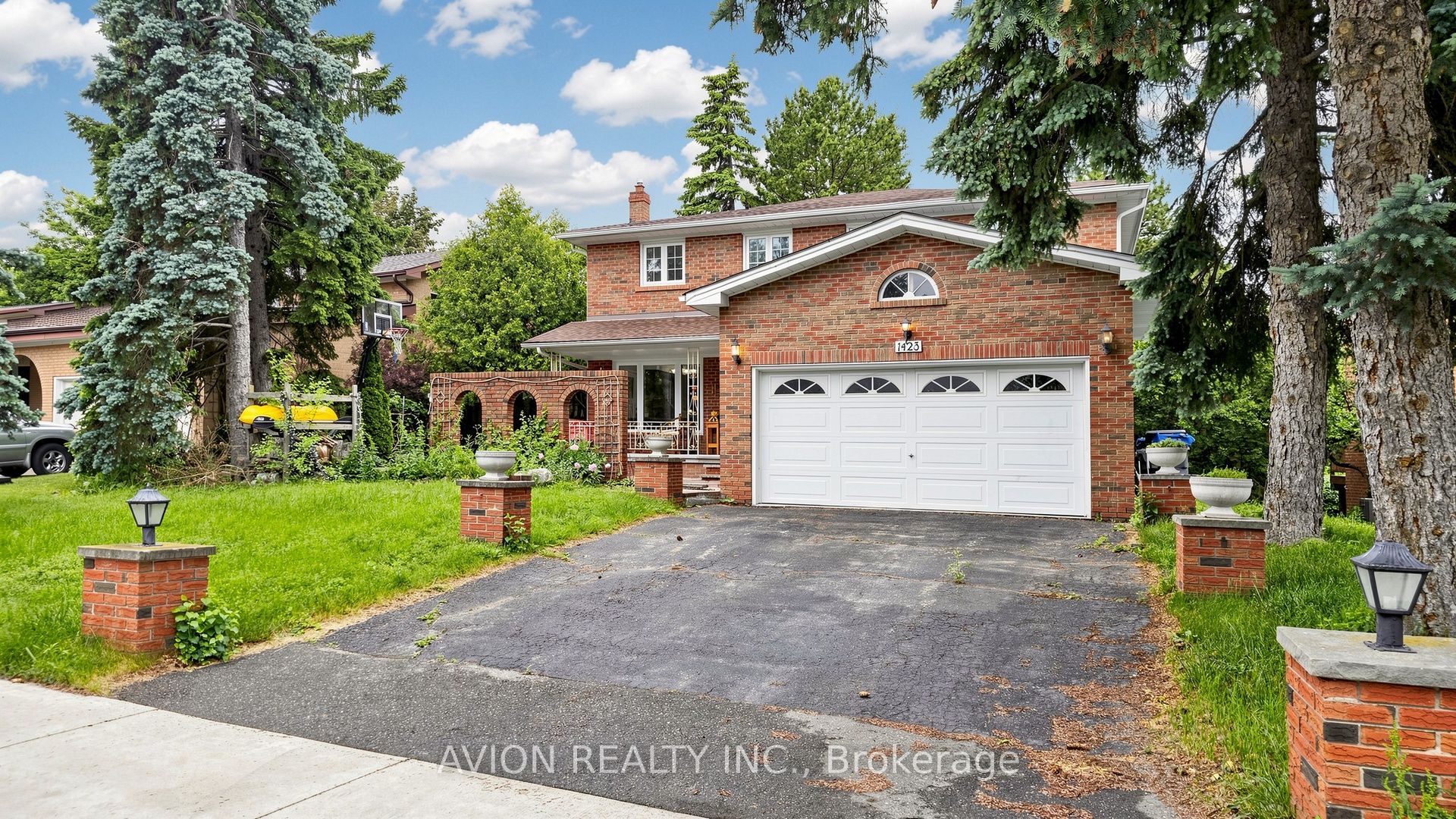 1423 Malibou Terrace