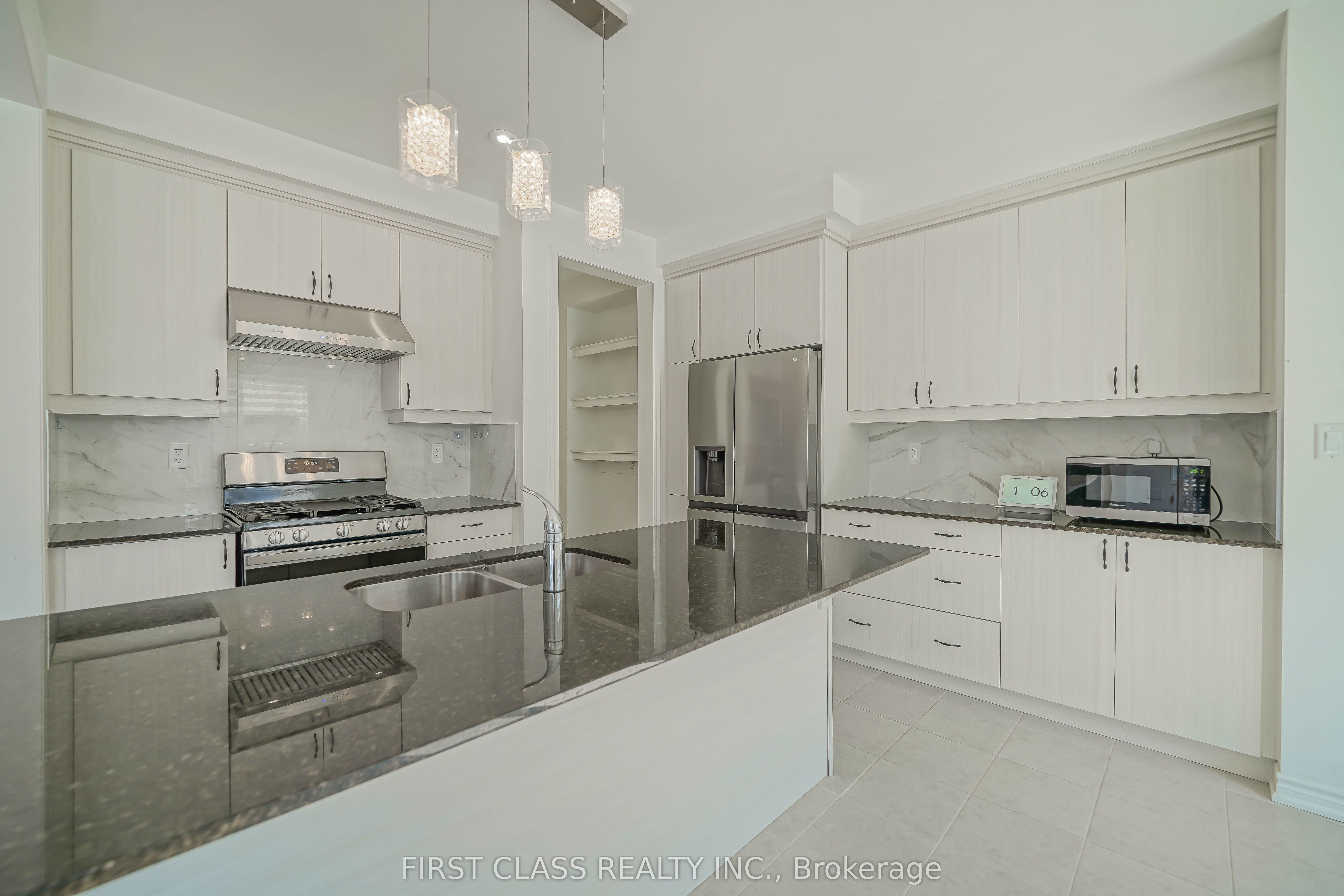 1475 mockingbird Square