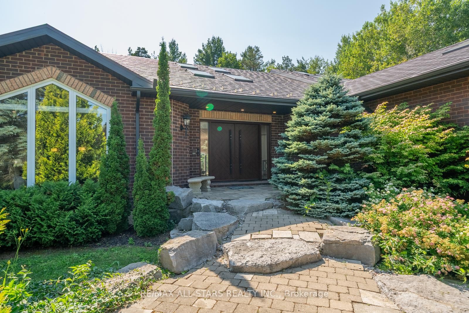 64 Woodbridge Circle