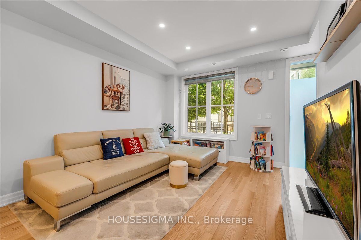 1190 Cawthra Road 606