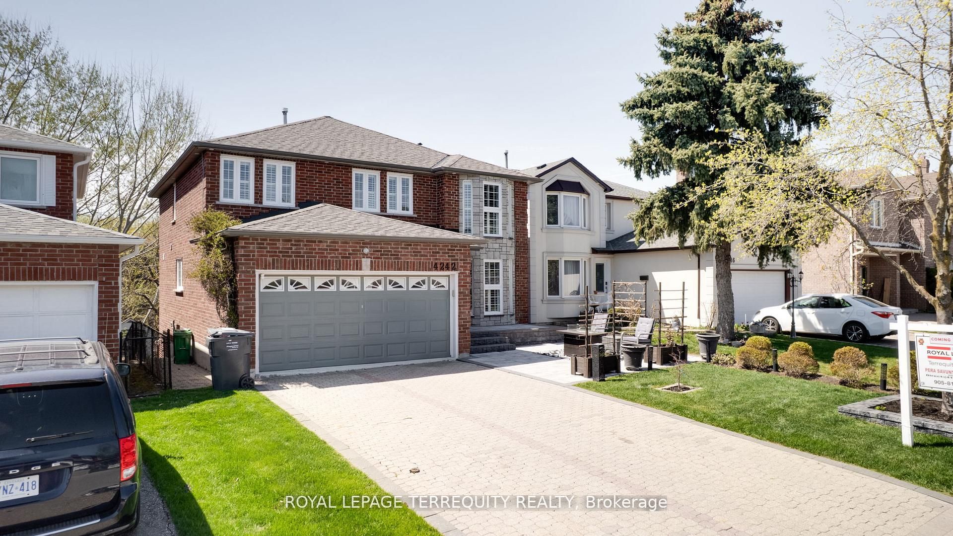 4242 Petersburg Crescent