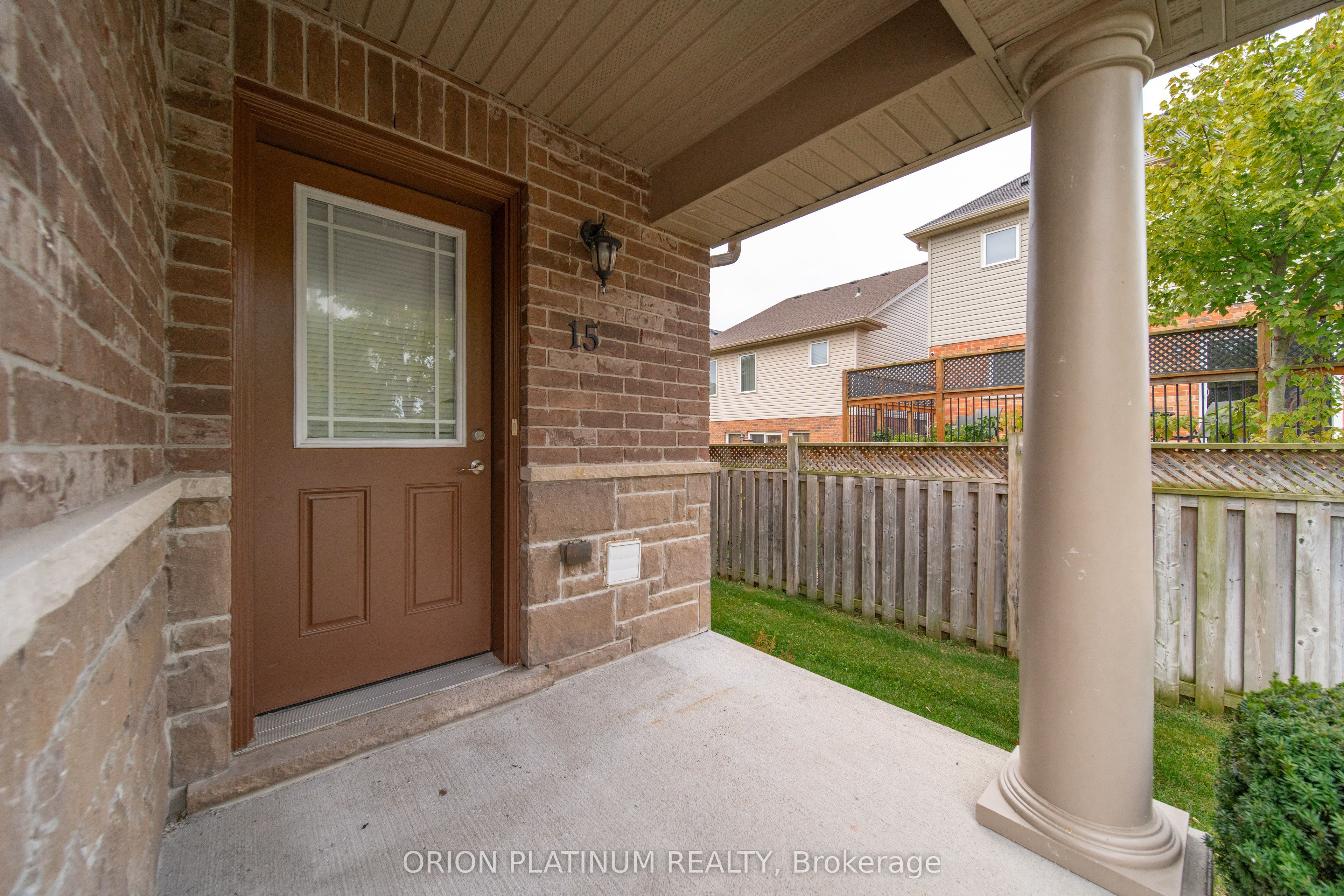 15 Kingsbury Square