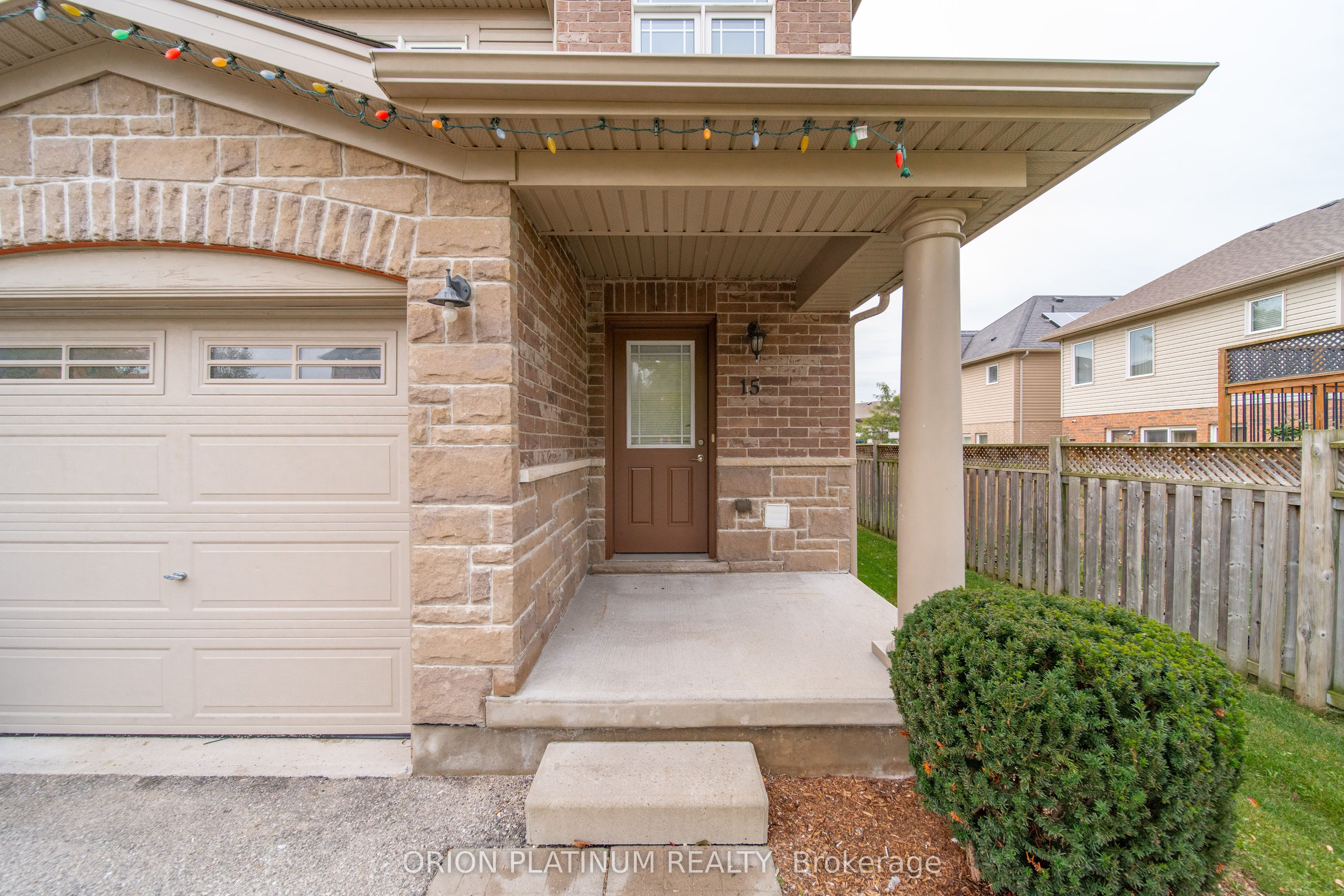 15 Kingsbury Square