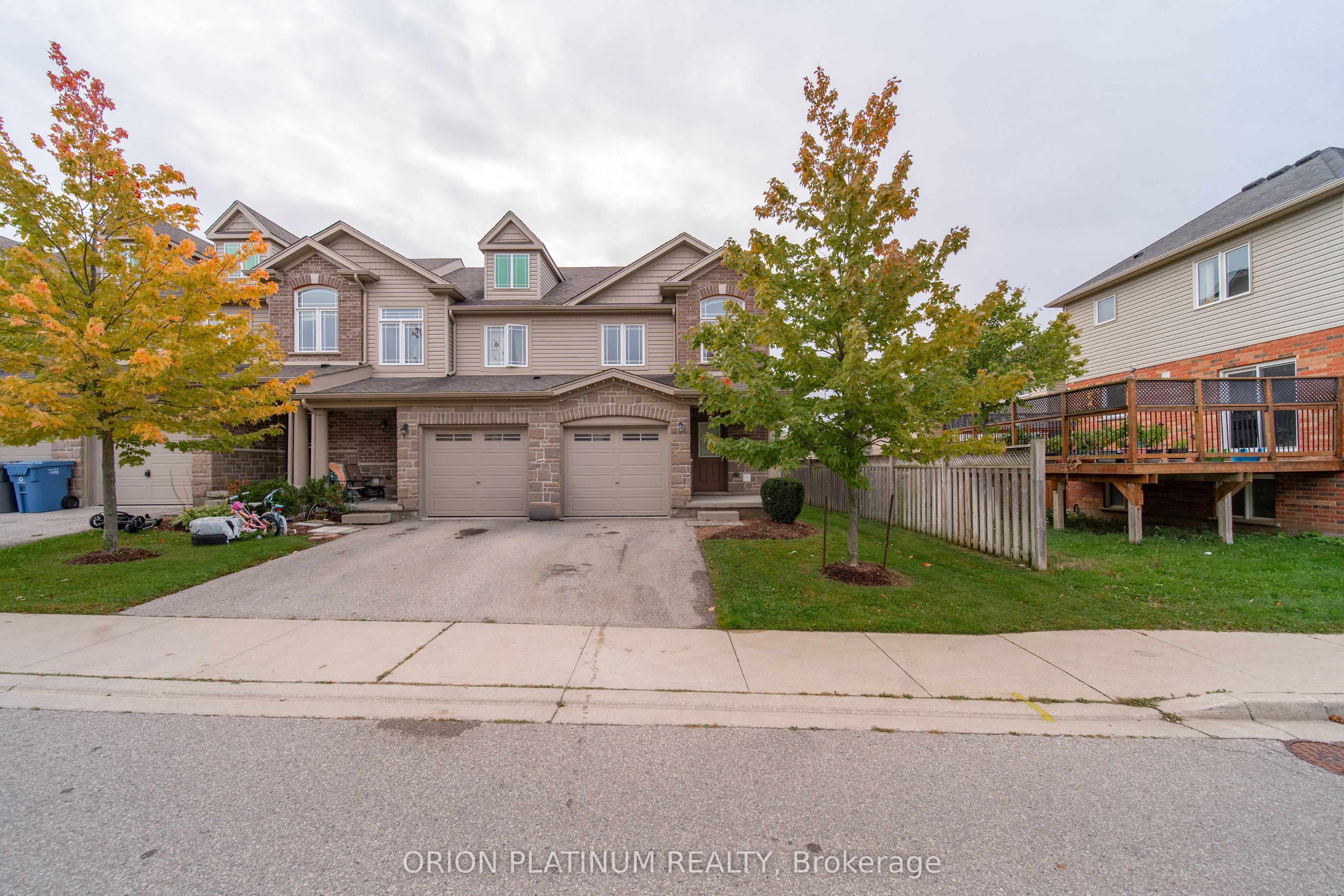 15 Kingsbury Square