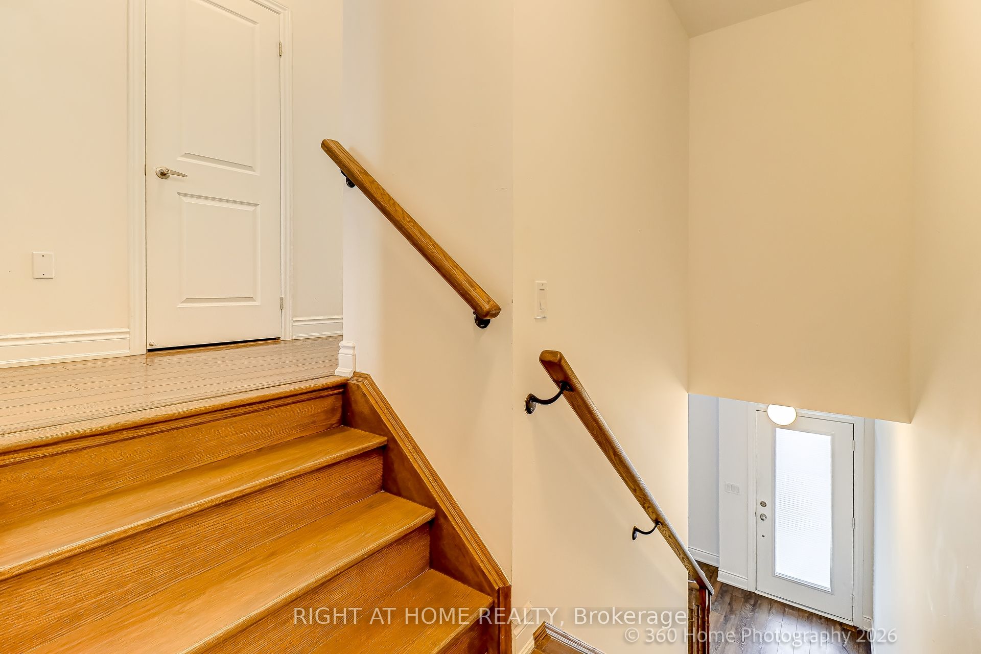 3014 Islington Avenue W