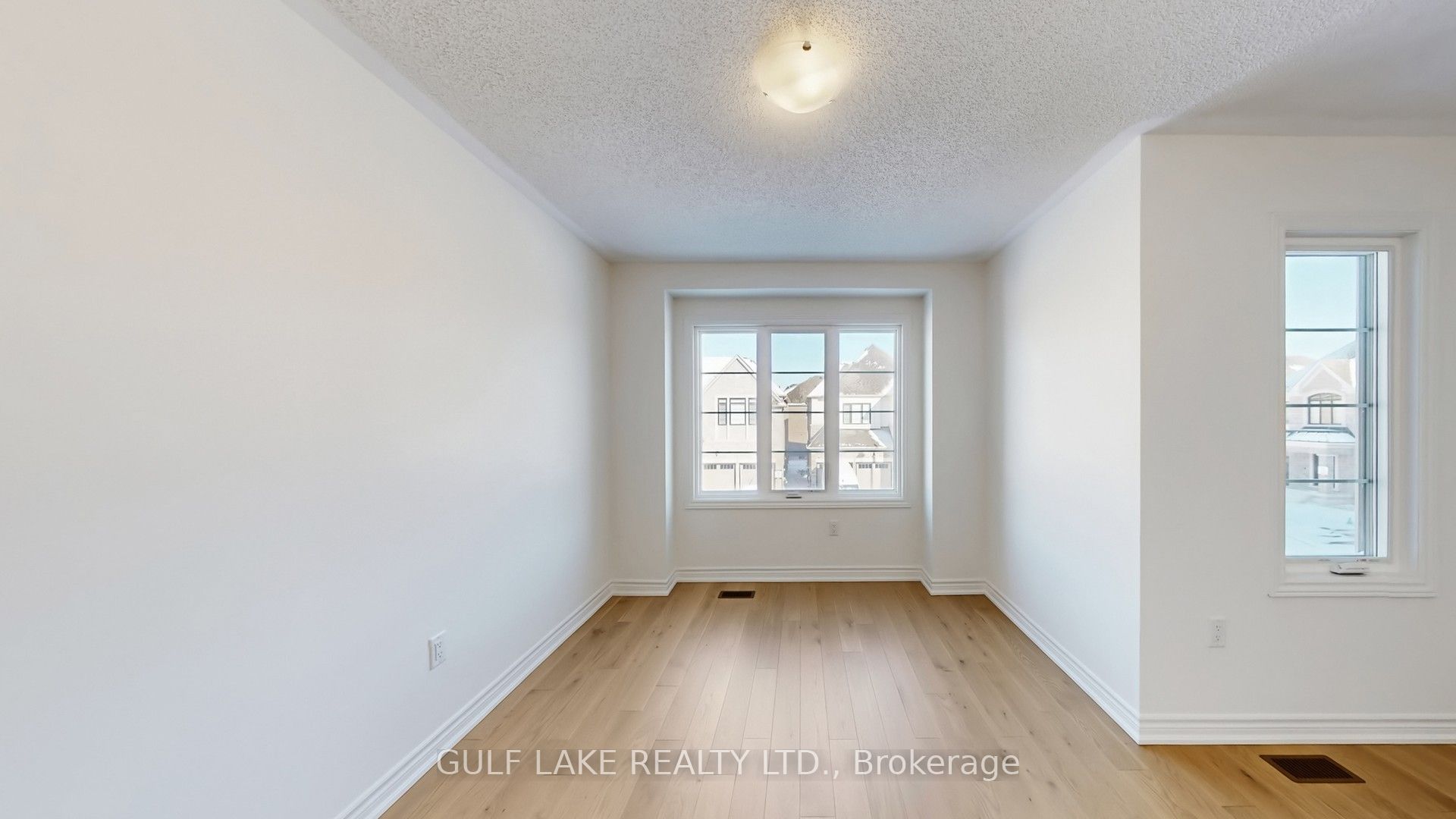 1483 Chamomile Crescent