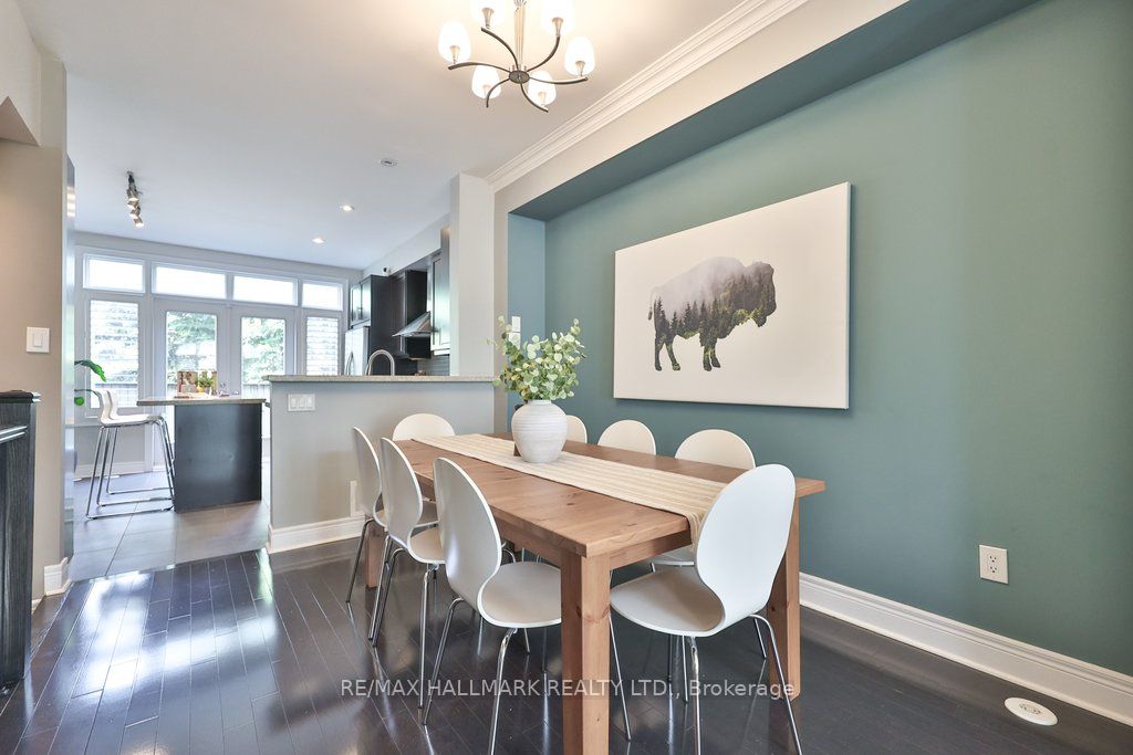 32 Lobo Mews