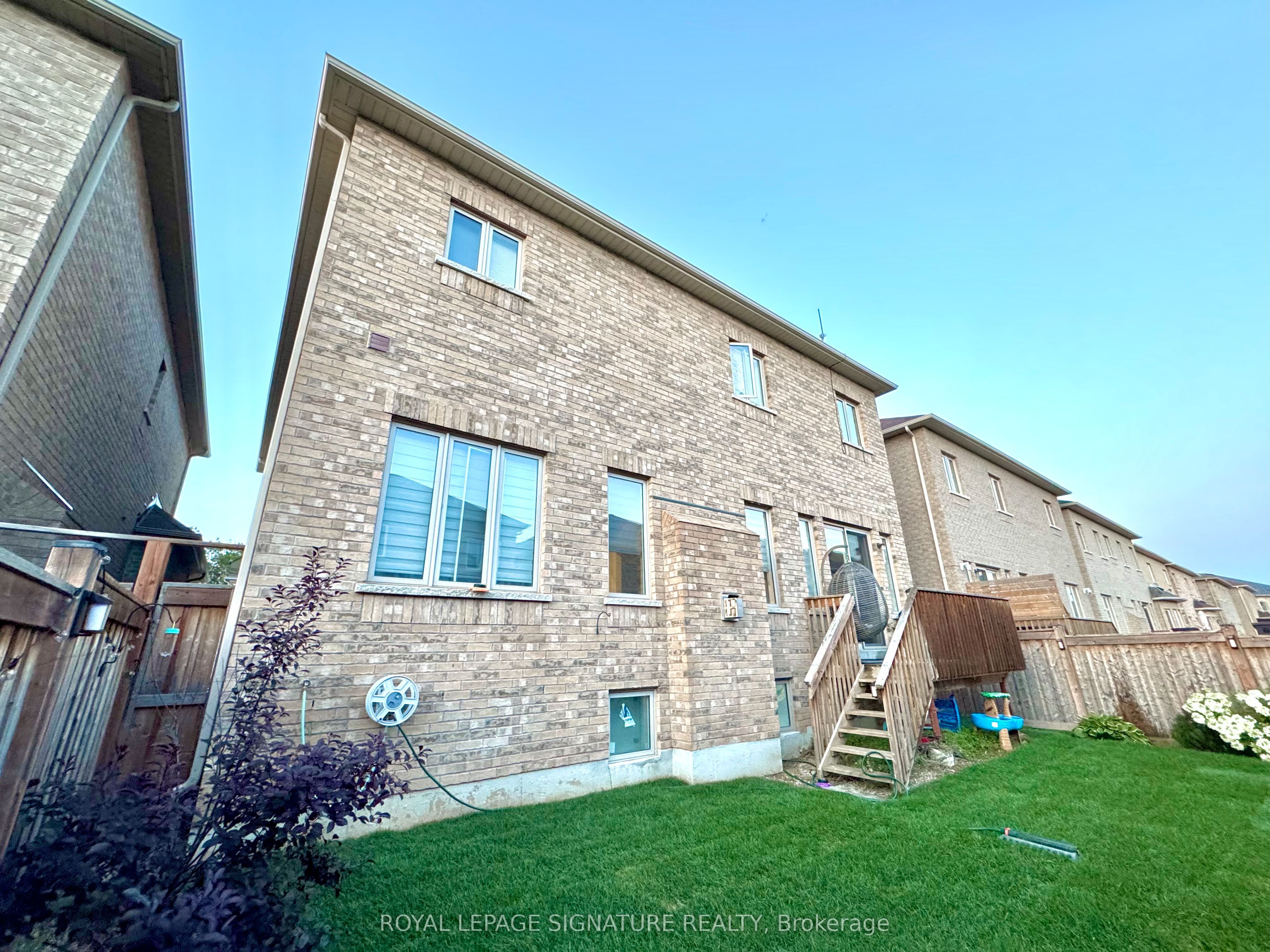 3184 Meadow Marsh Crescent