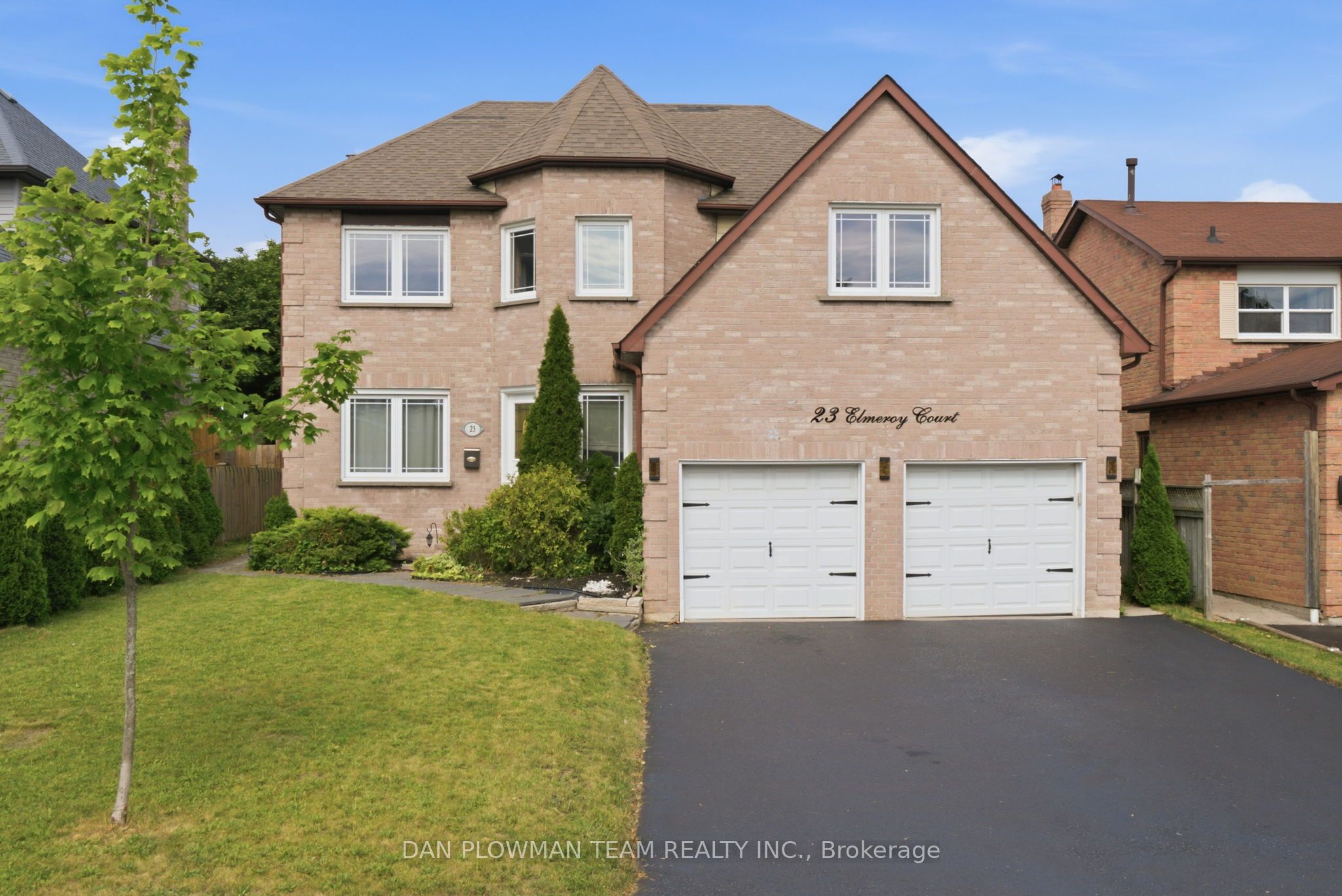 23 Elmeroy Court