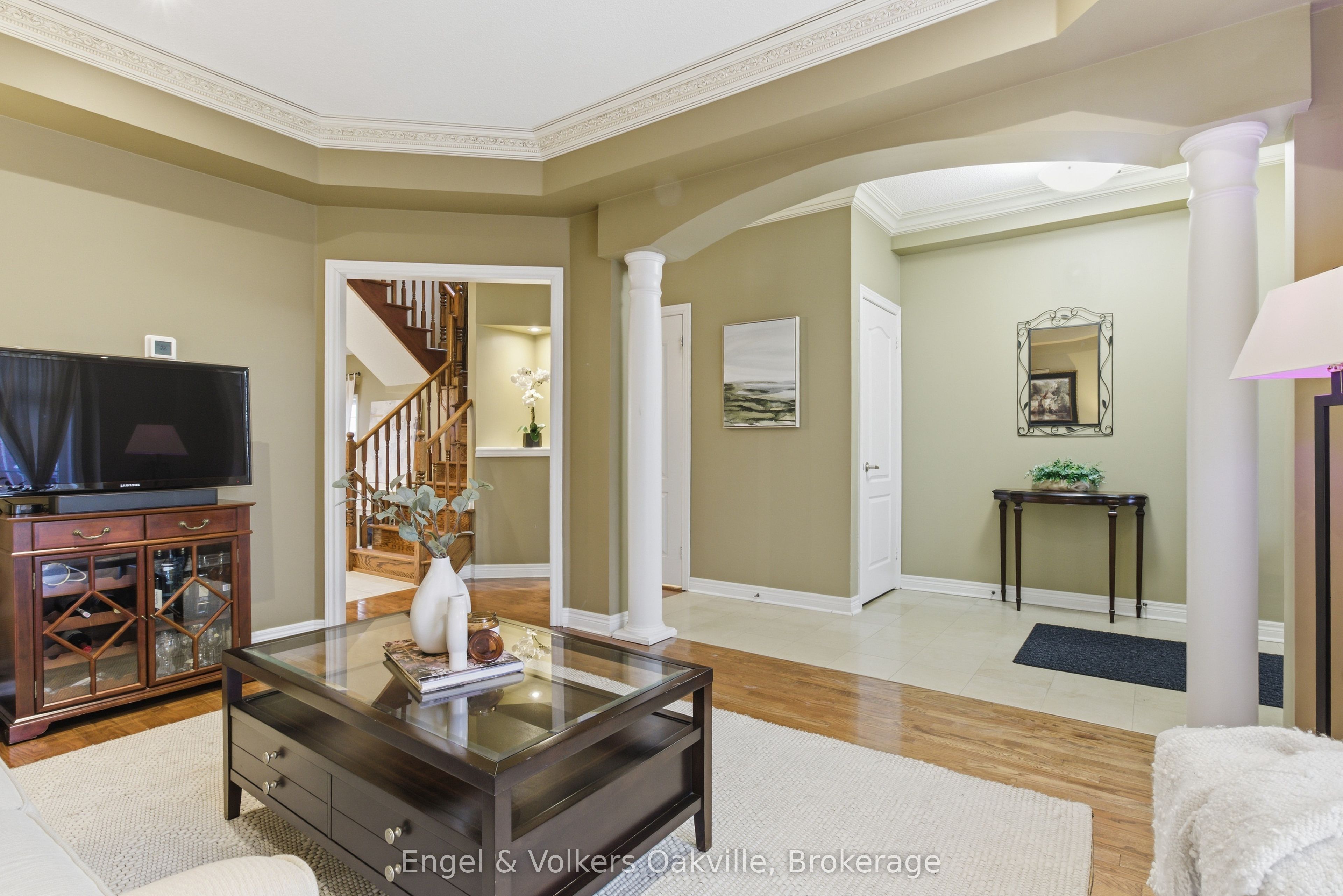 3340 Eglinton Avenue W