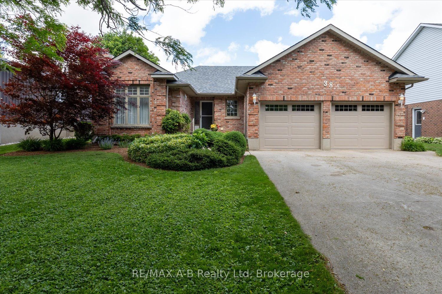 38 Murray Hill Road