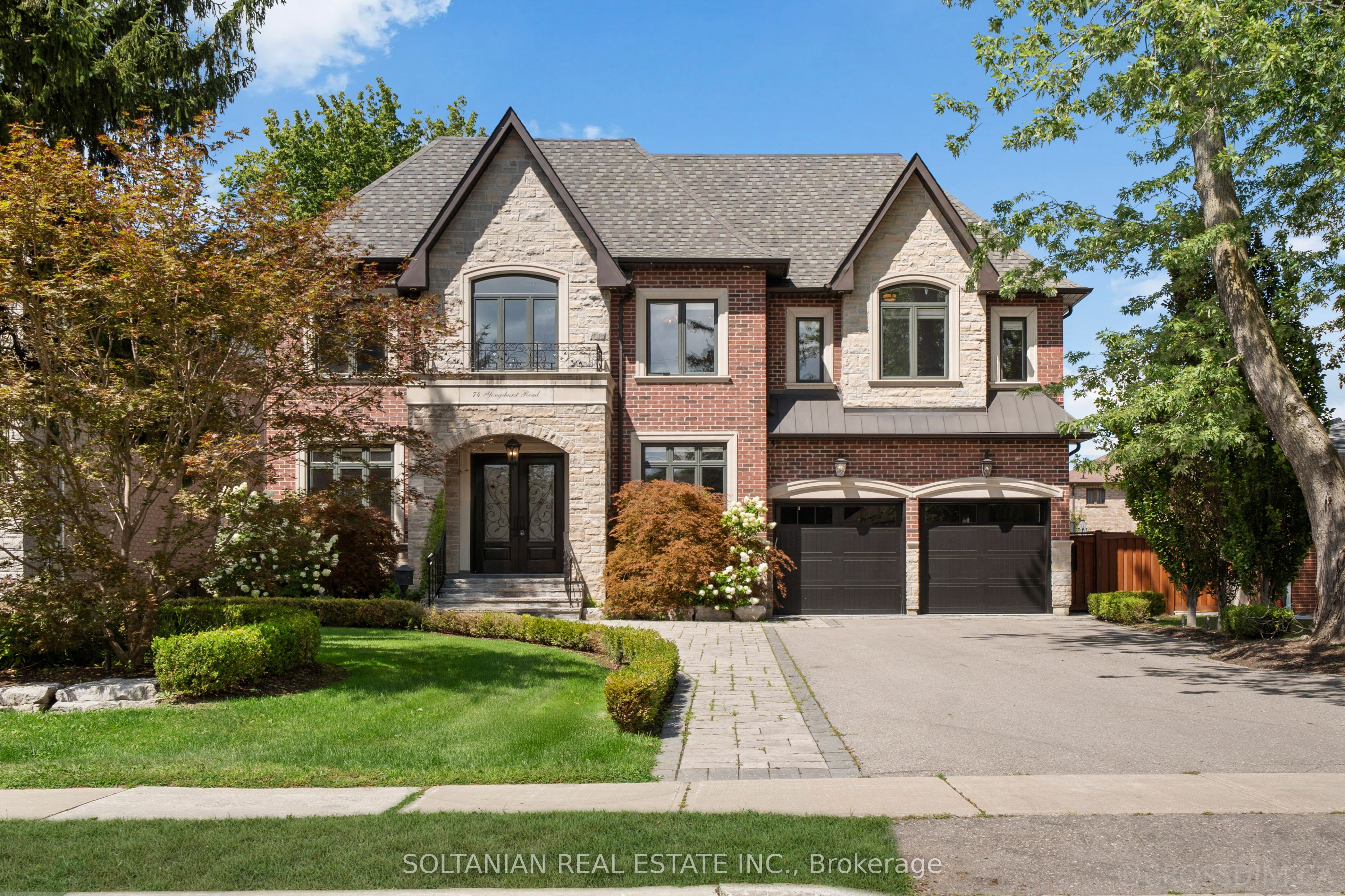 74 Yongehurst Road