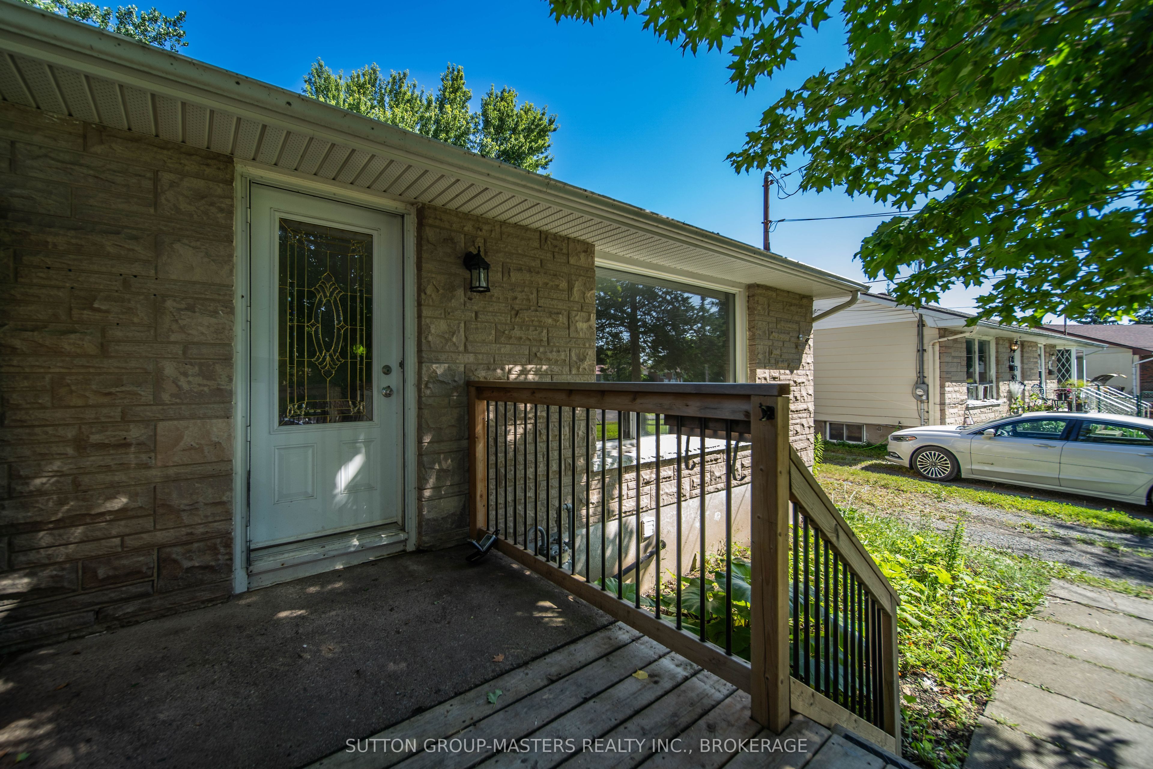 46 Morden Crescent