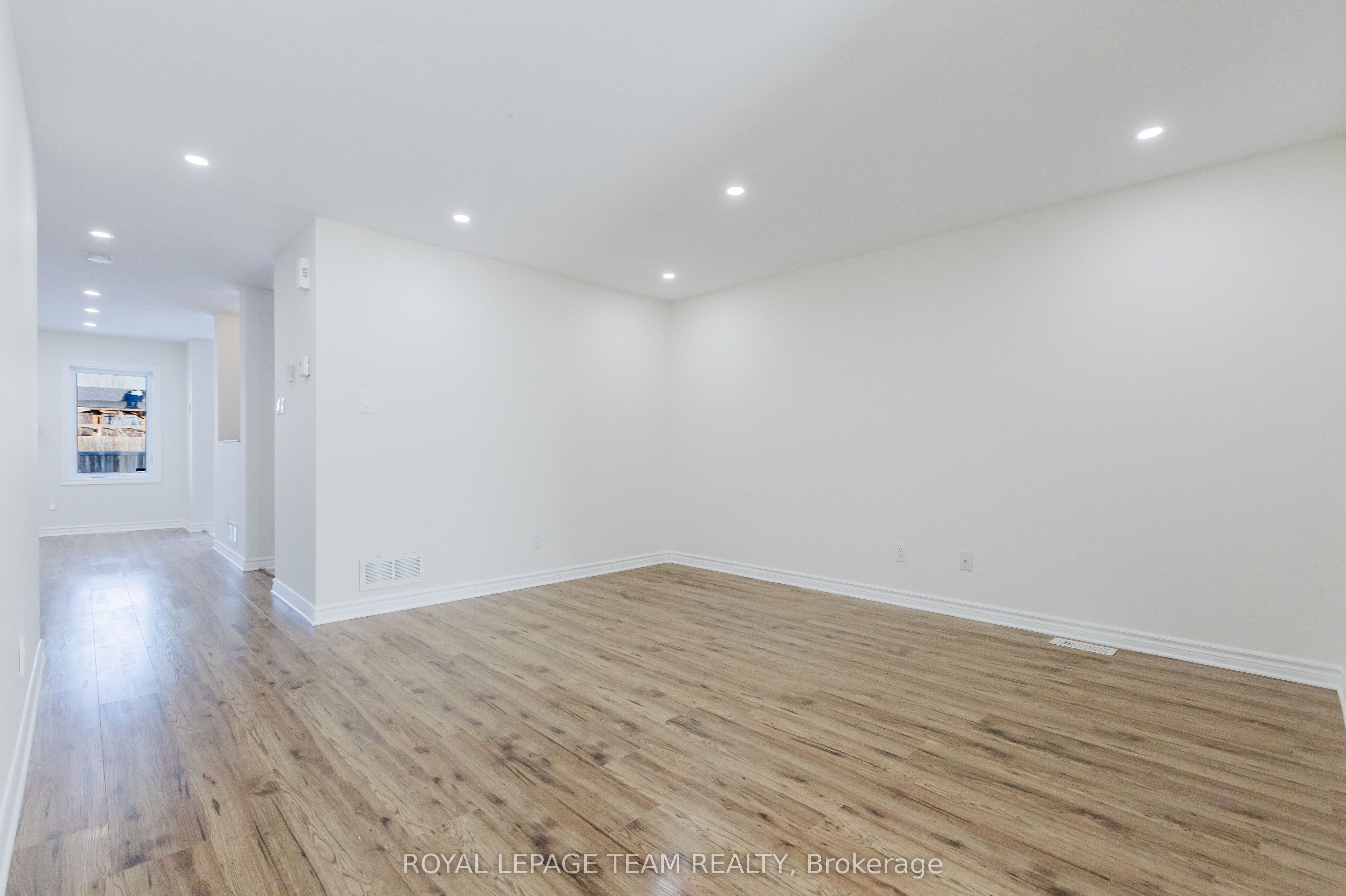 637 Clearbrook Drive