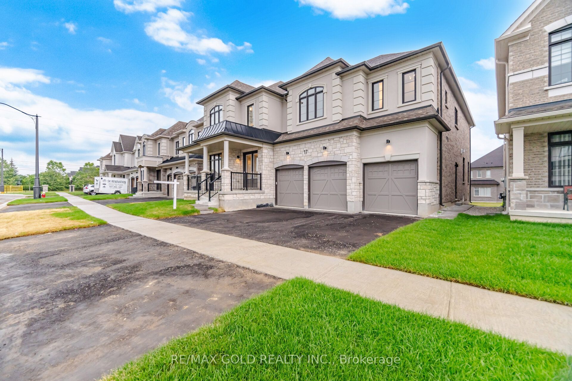 17 Mosswood Trail