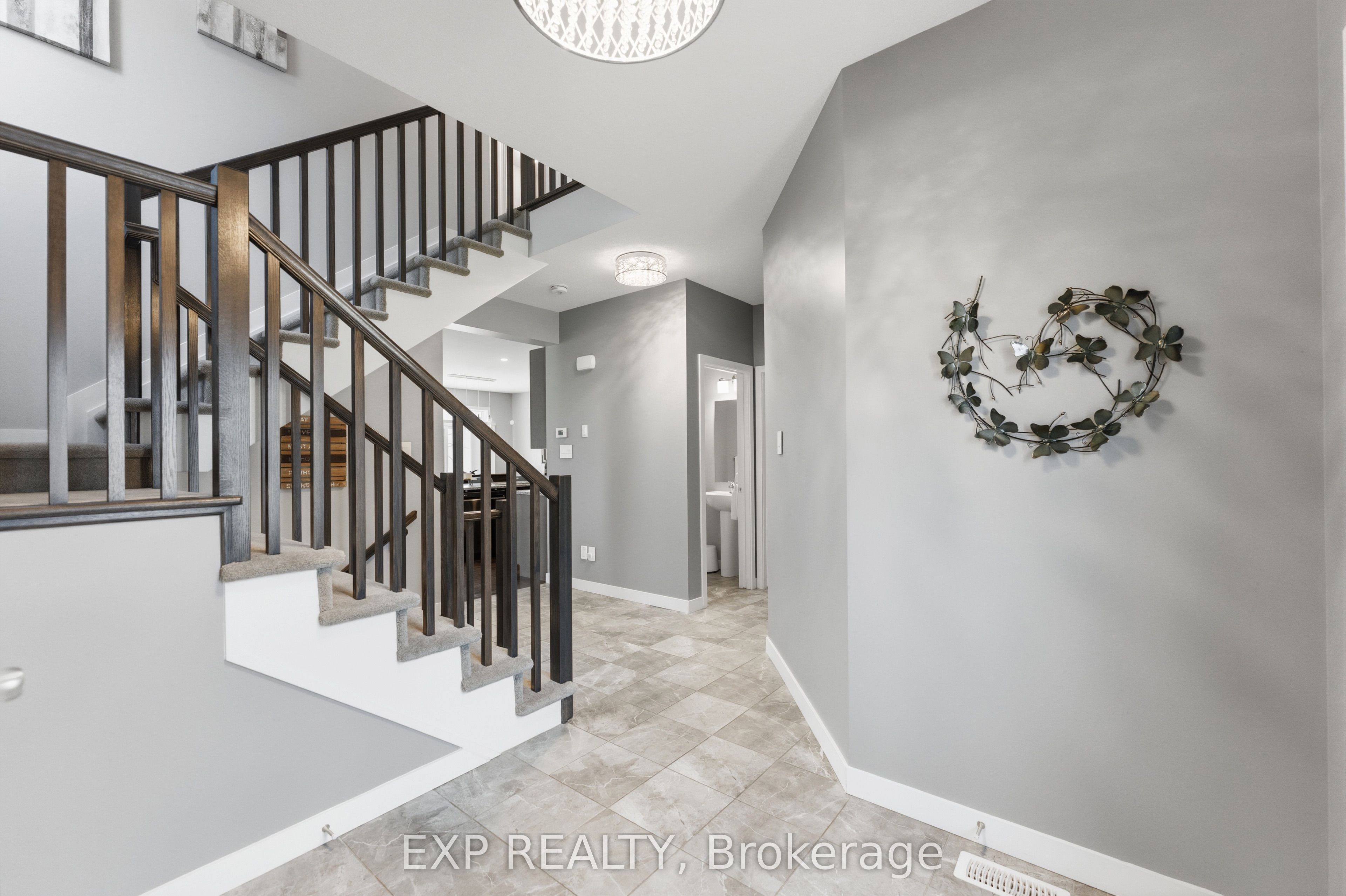 307 Oxer Place