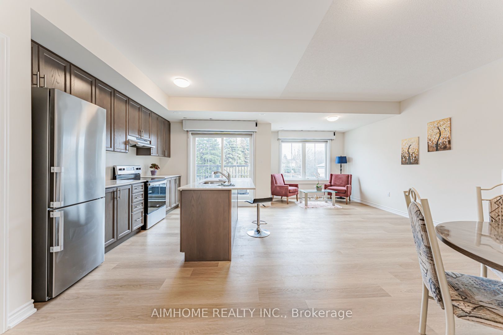 485 Beresford Path S unit 1, upper level