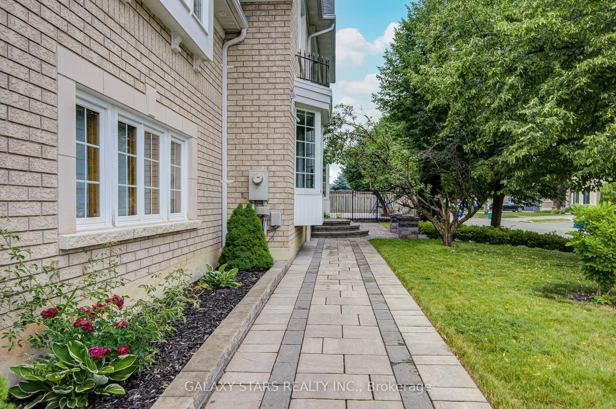 32 Maggs Street