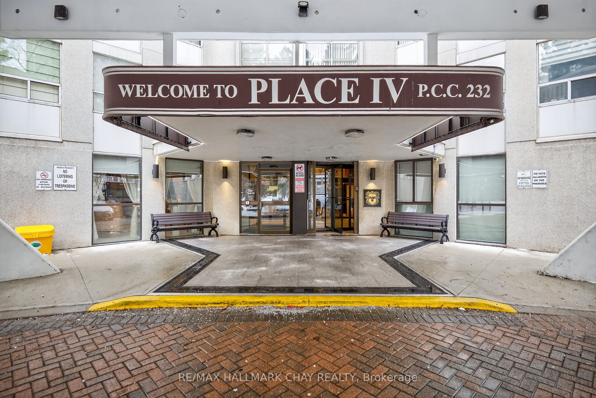 3650 Kaneff Crescent 501