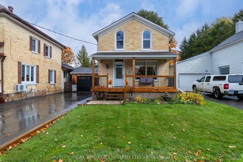 30 Wood Street Mapleton ON N0G 1P0