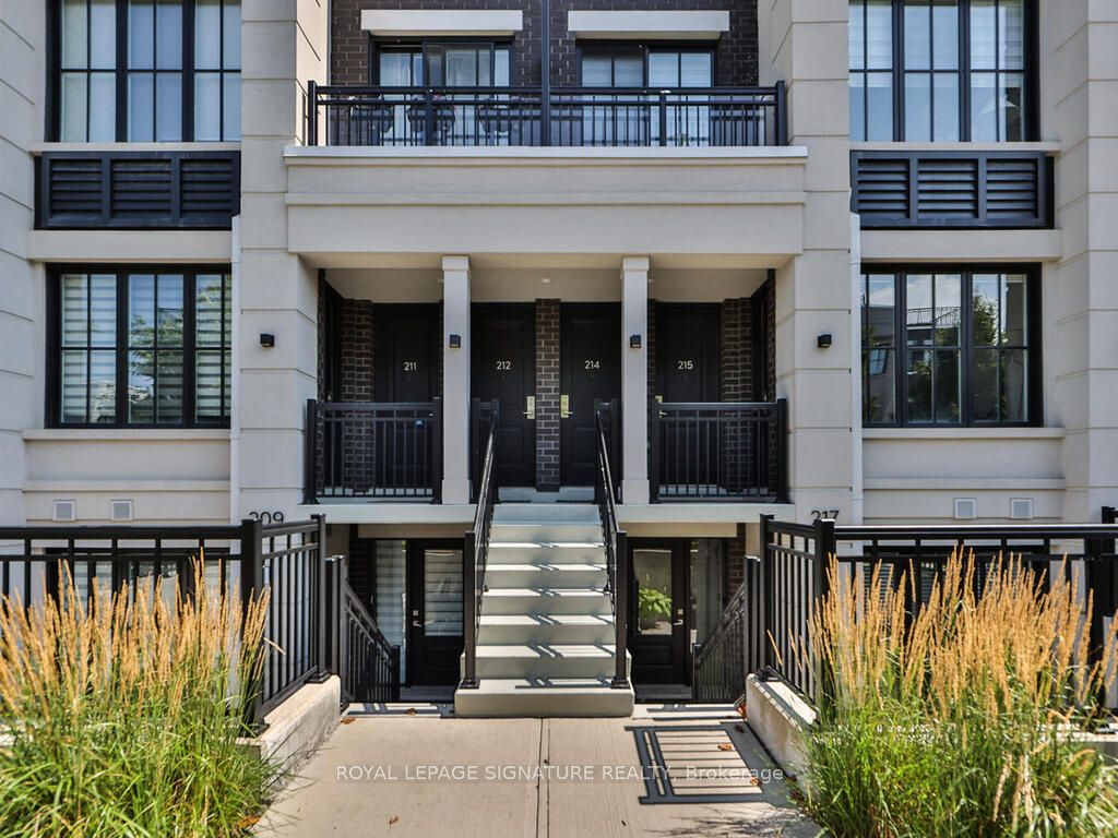652 Cricklewood Drive 212