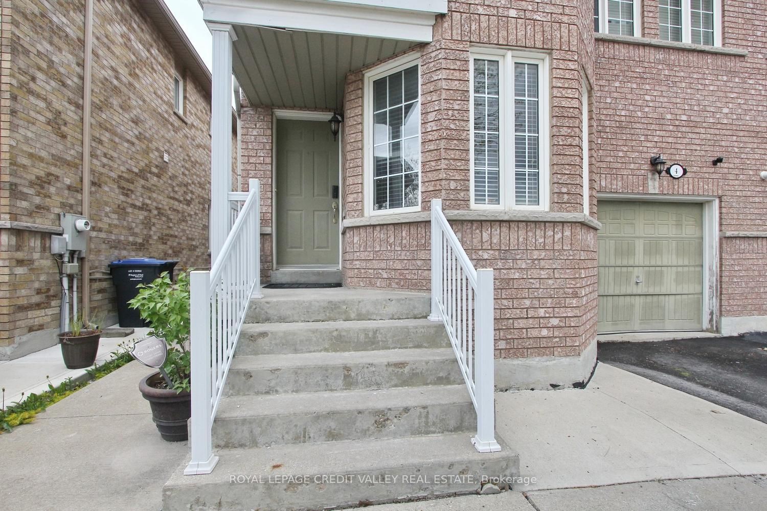 4 Kanata Road