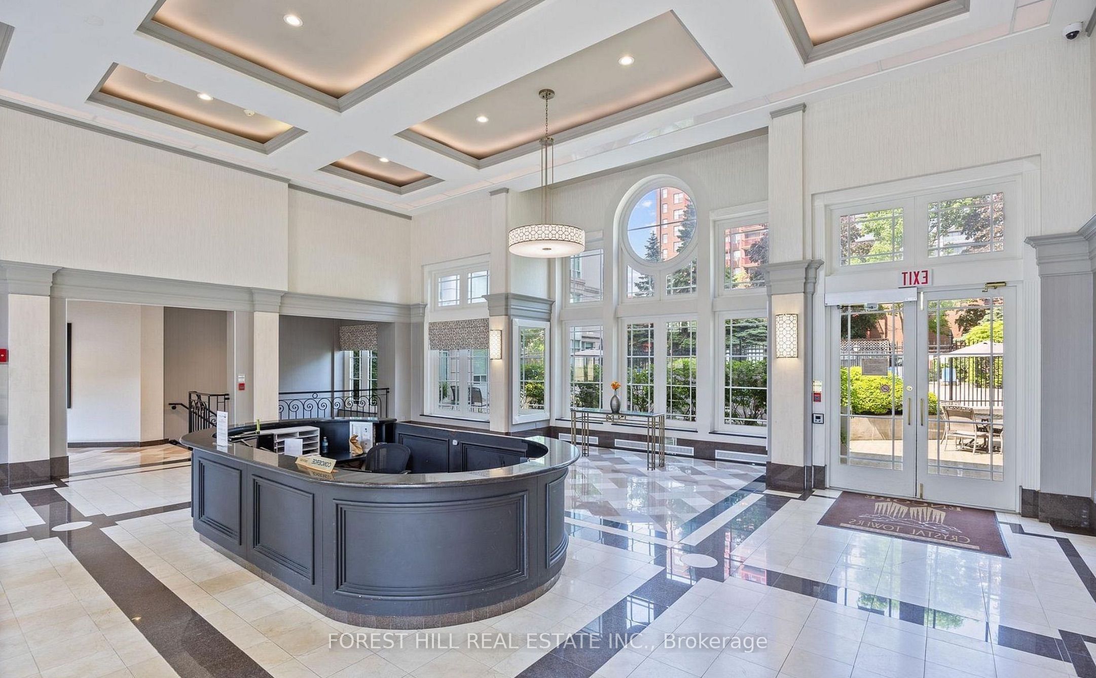 2 Covington Road 401
