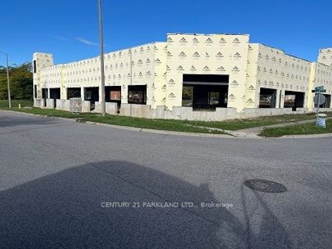 6 Spicer Square Clarington ON L1C 5M2