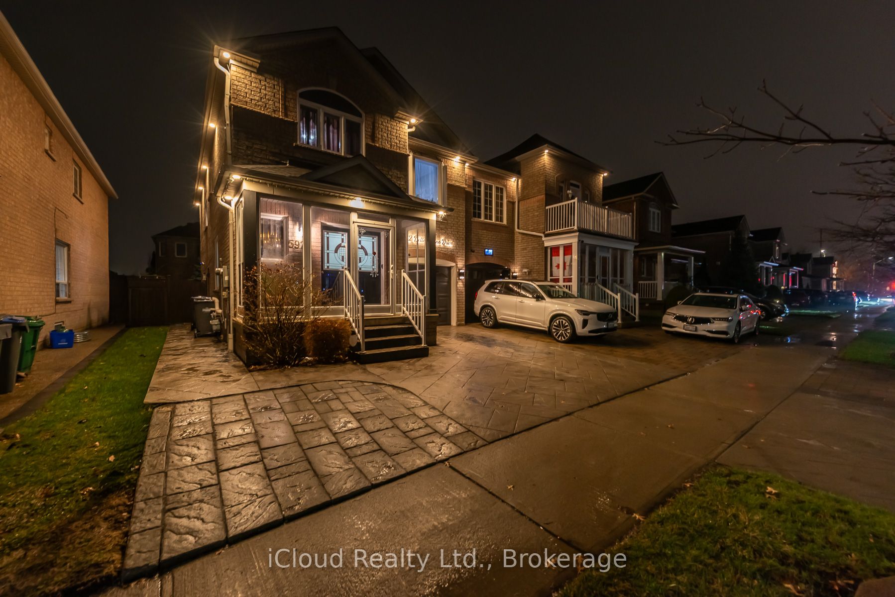 5922 Delle Donne Drive
