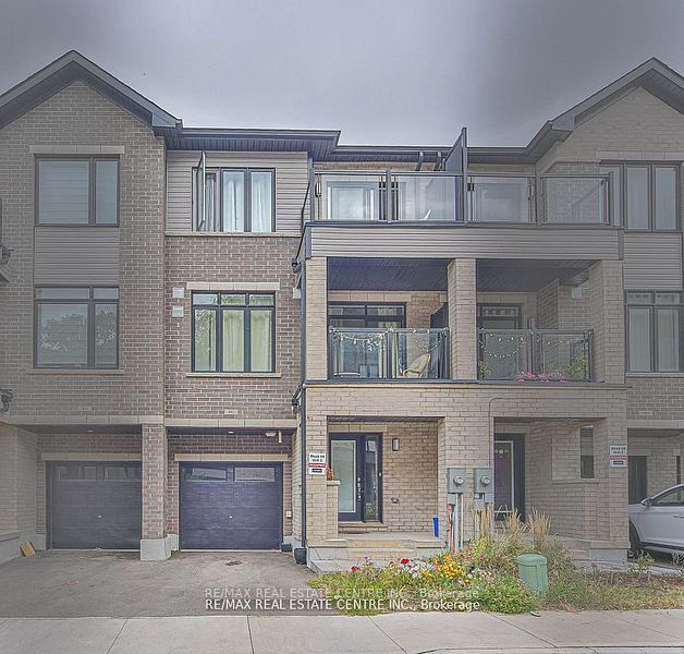 585 Colborne Street E 902