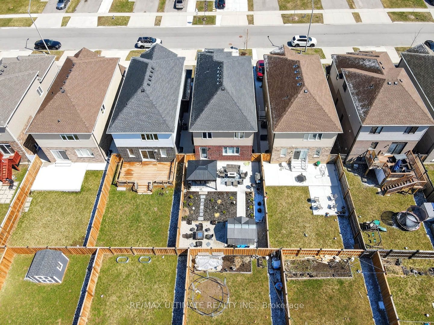 67 Beauchamp Drive N