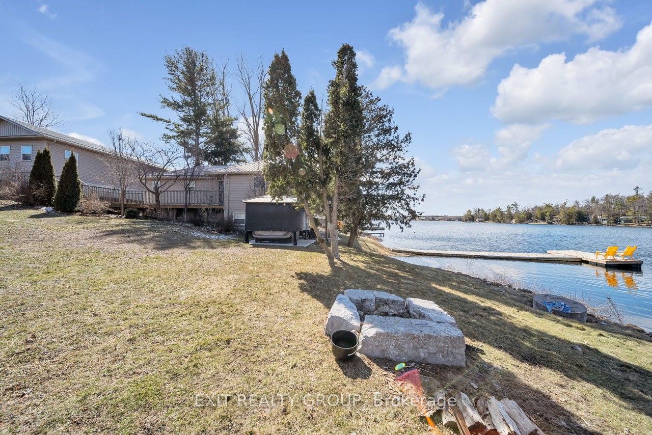 1531 Foxboro Stirling Road