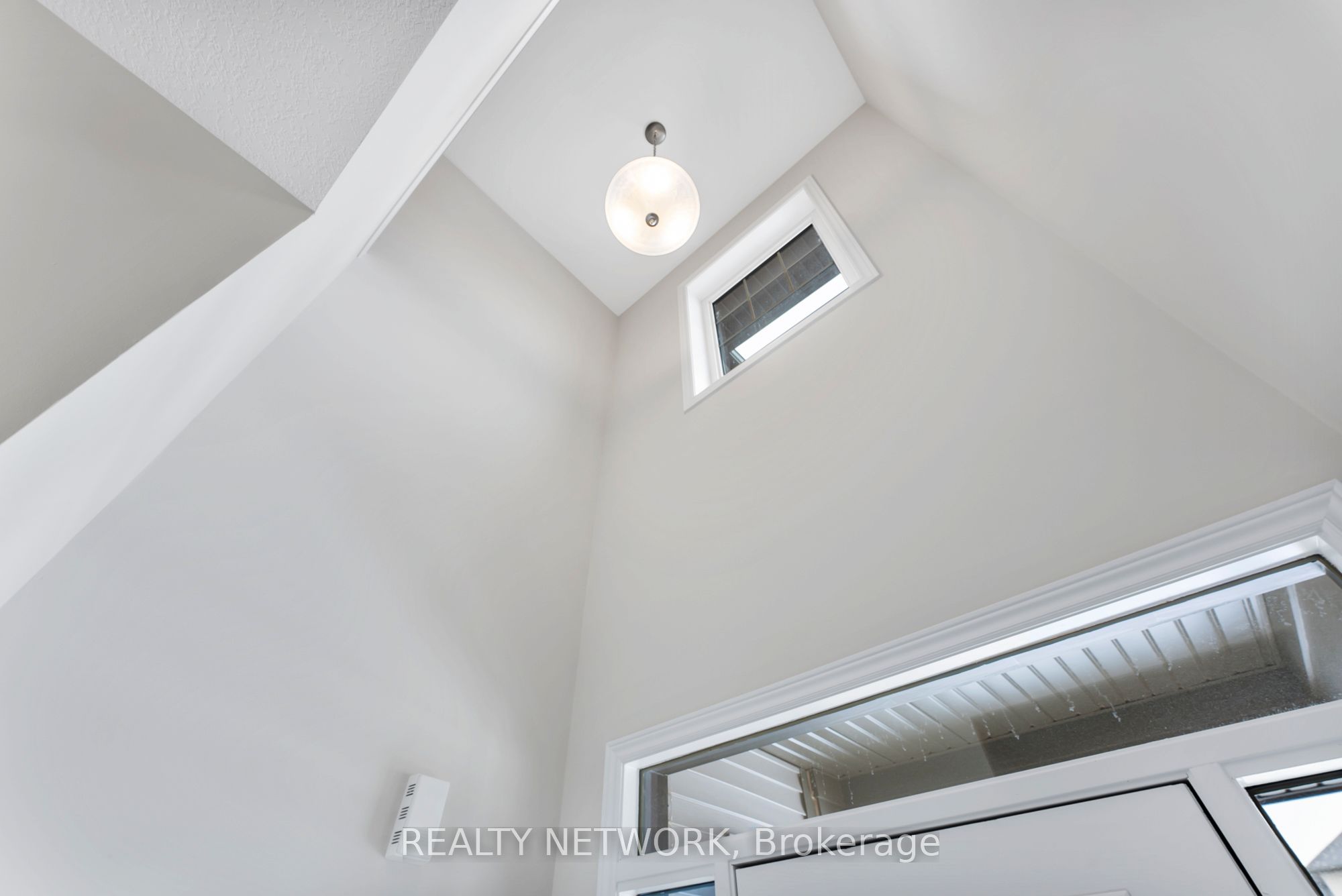 107 Starfire Crescent