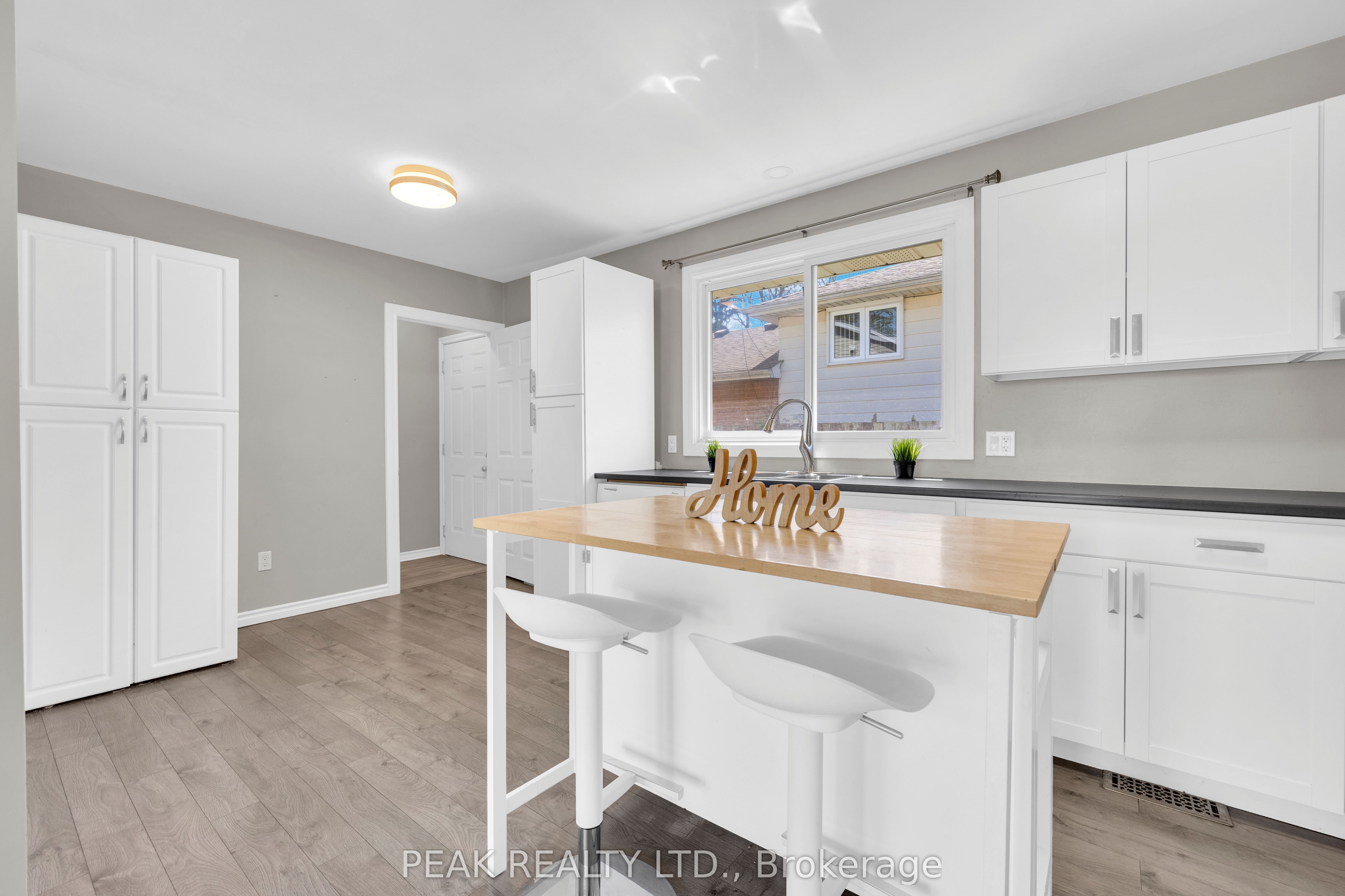 3173 Sussex Court