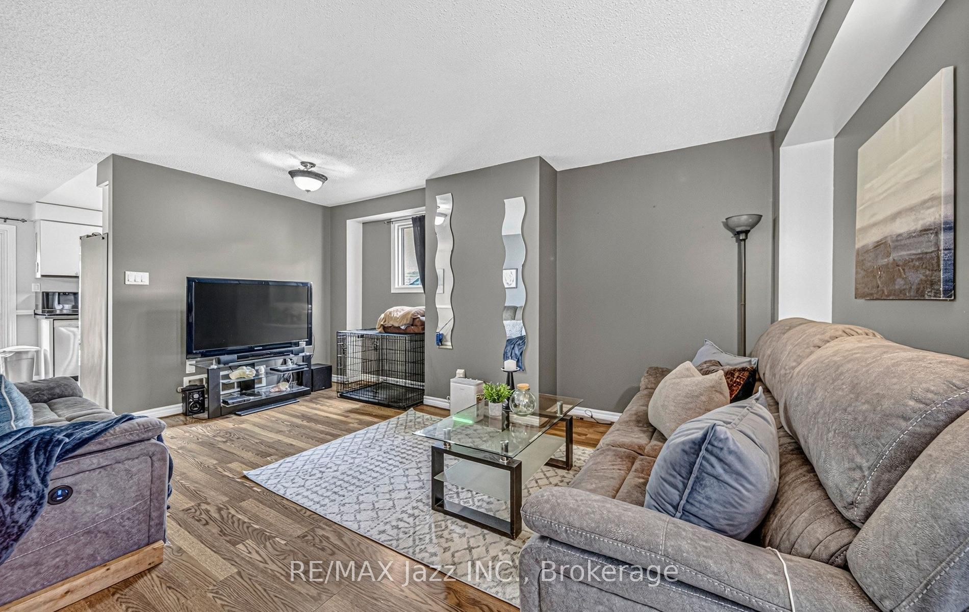 1387 Ritson Road S