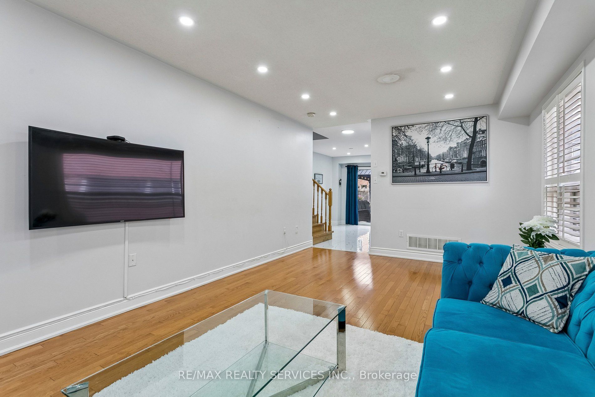 276 Fitzgerald Crescent