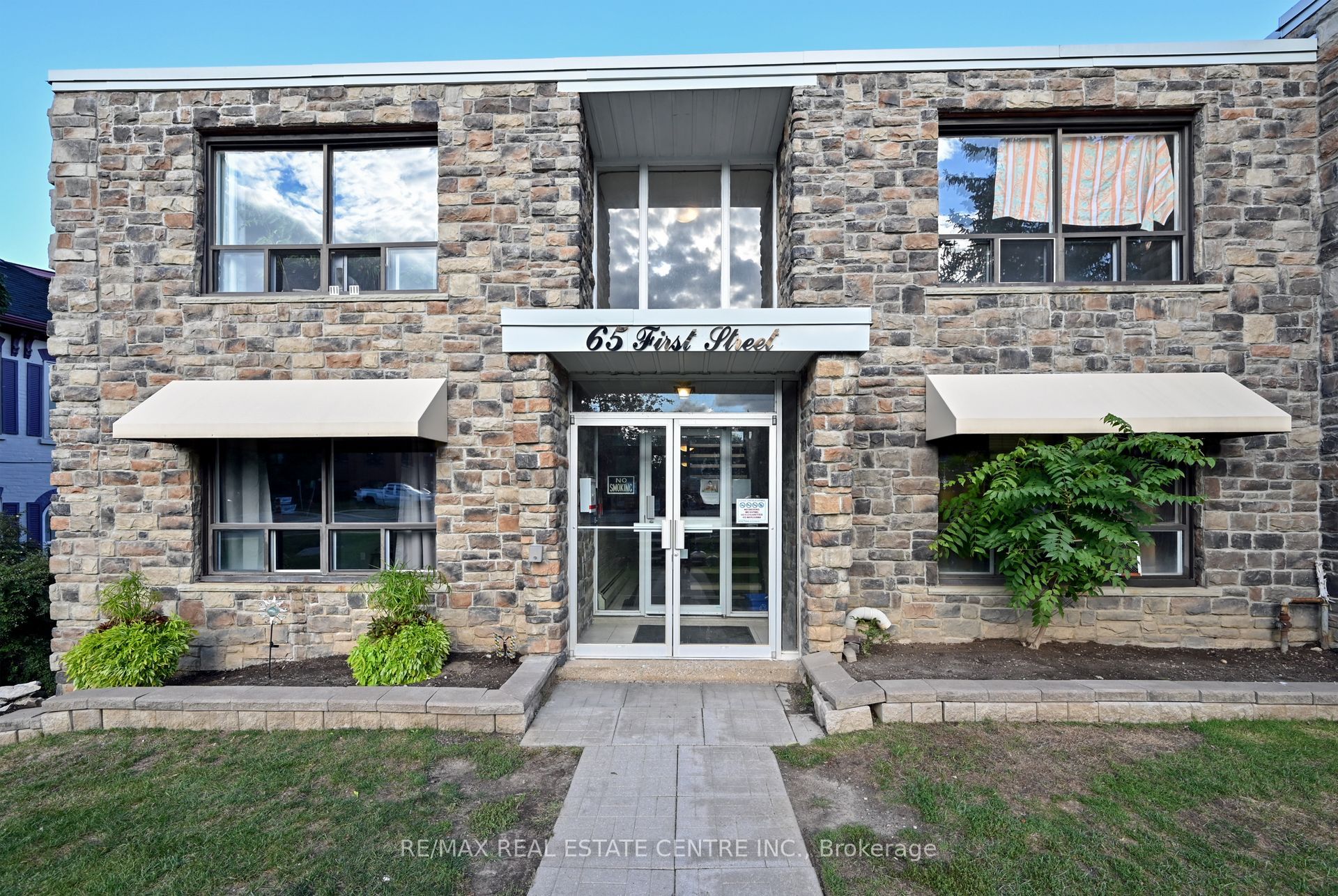 65 First Street 10