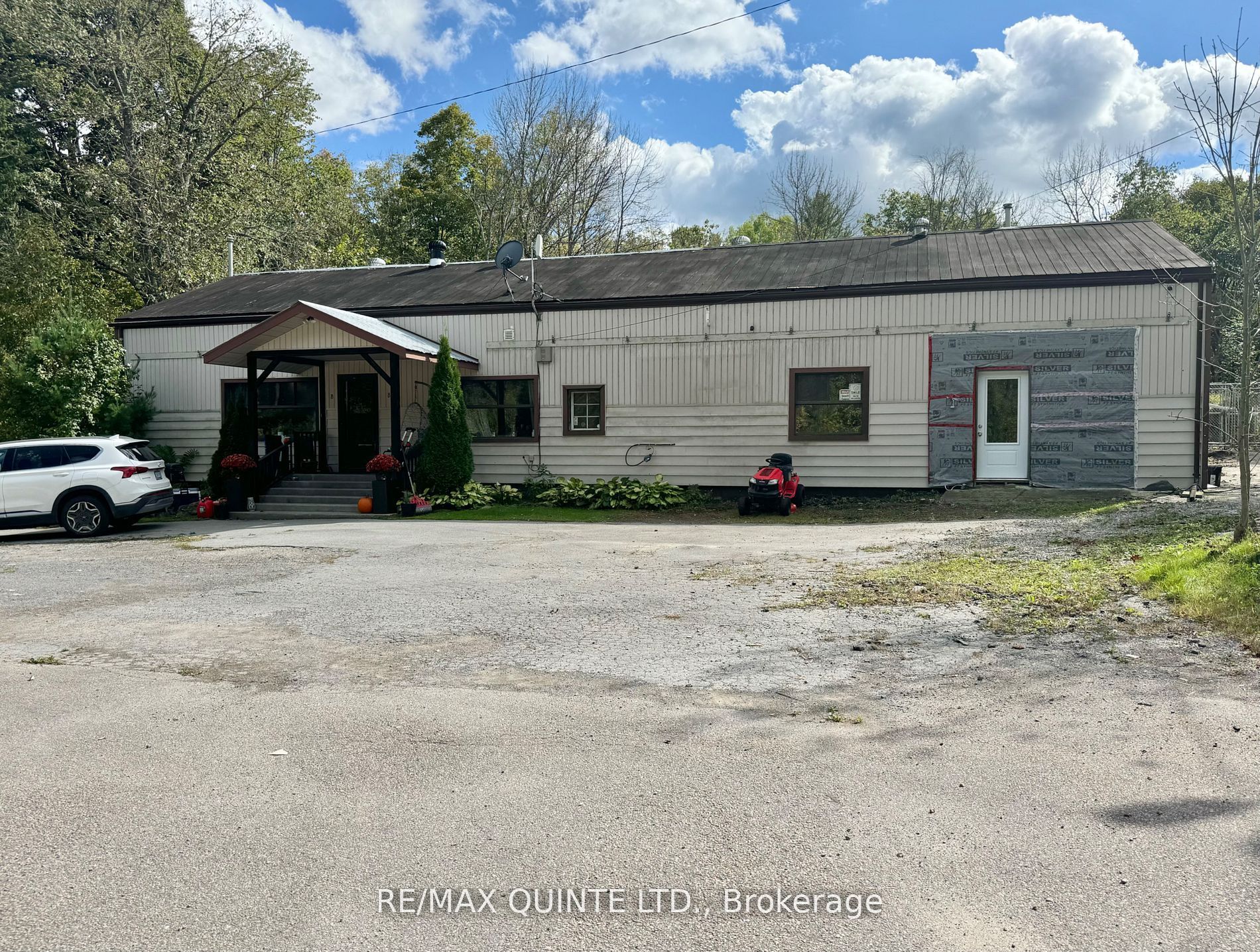 109006 Hwy 7 Highway