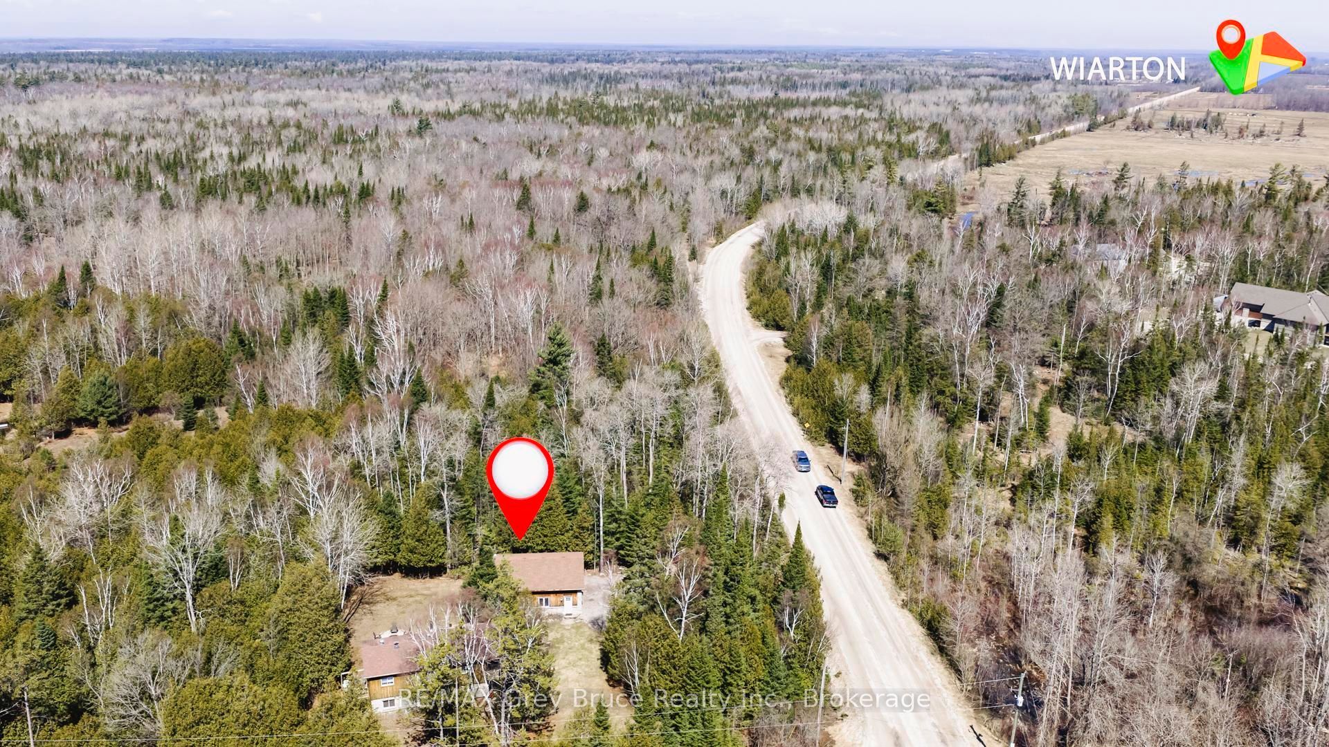 1535 15 Side Road