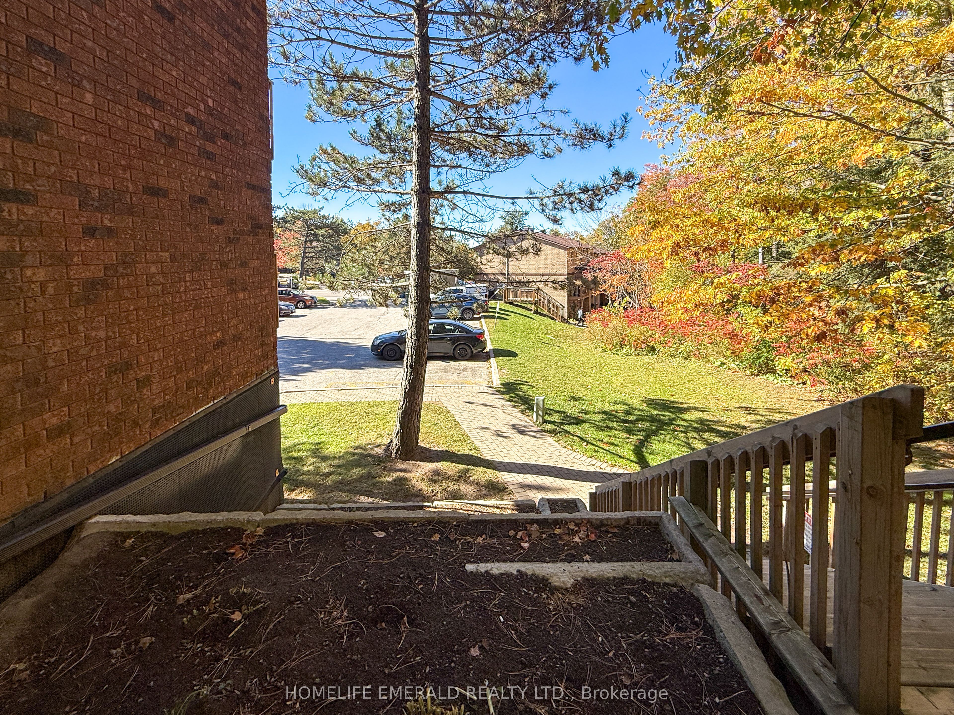 14 Shadowood Road 8